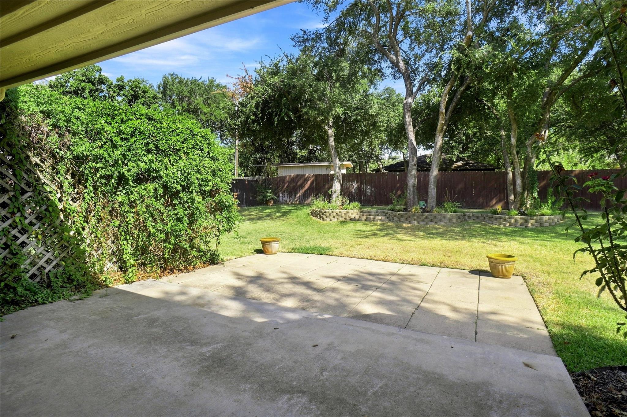 main property photo 21