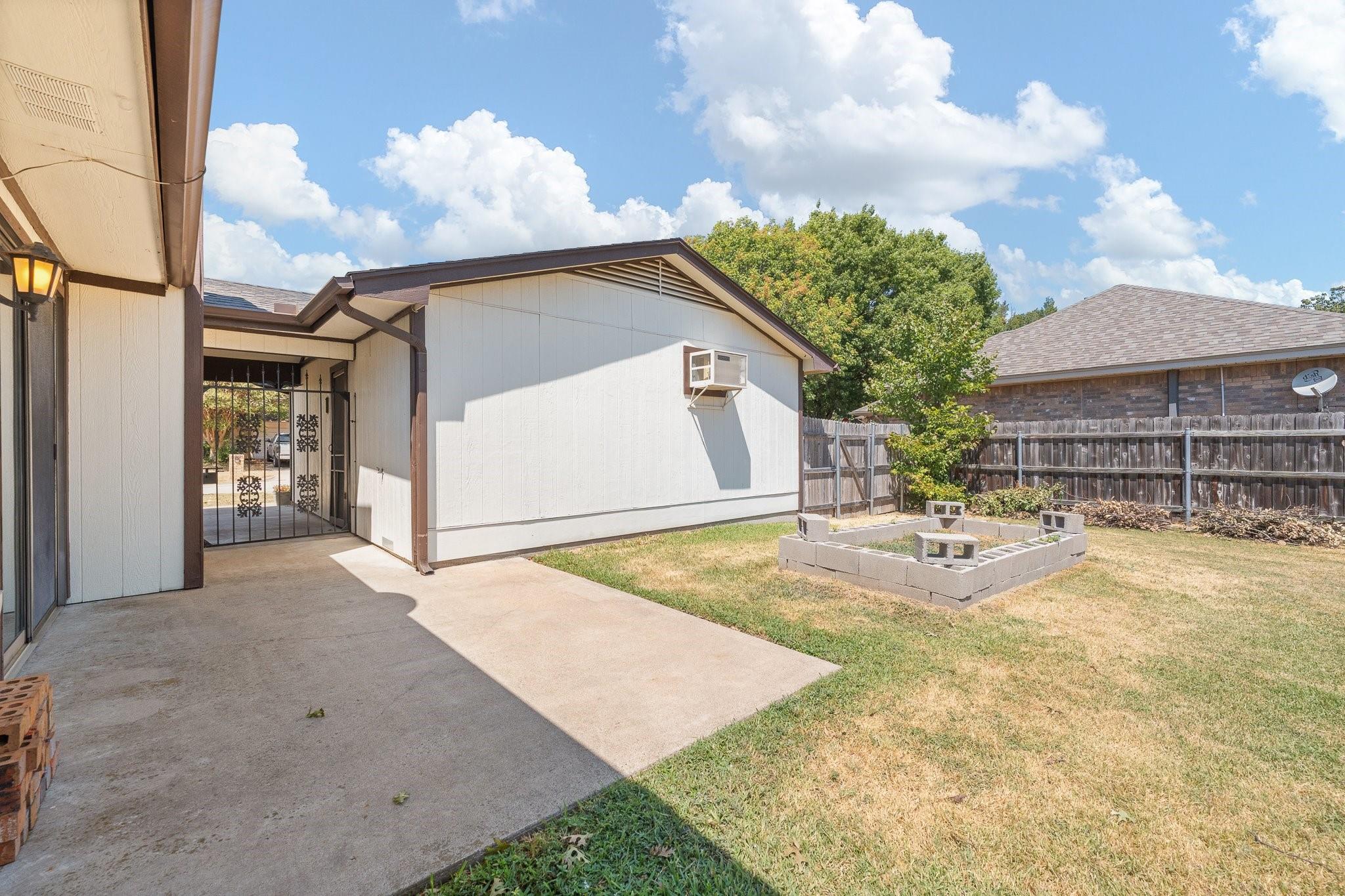 main property photo 20