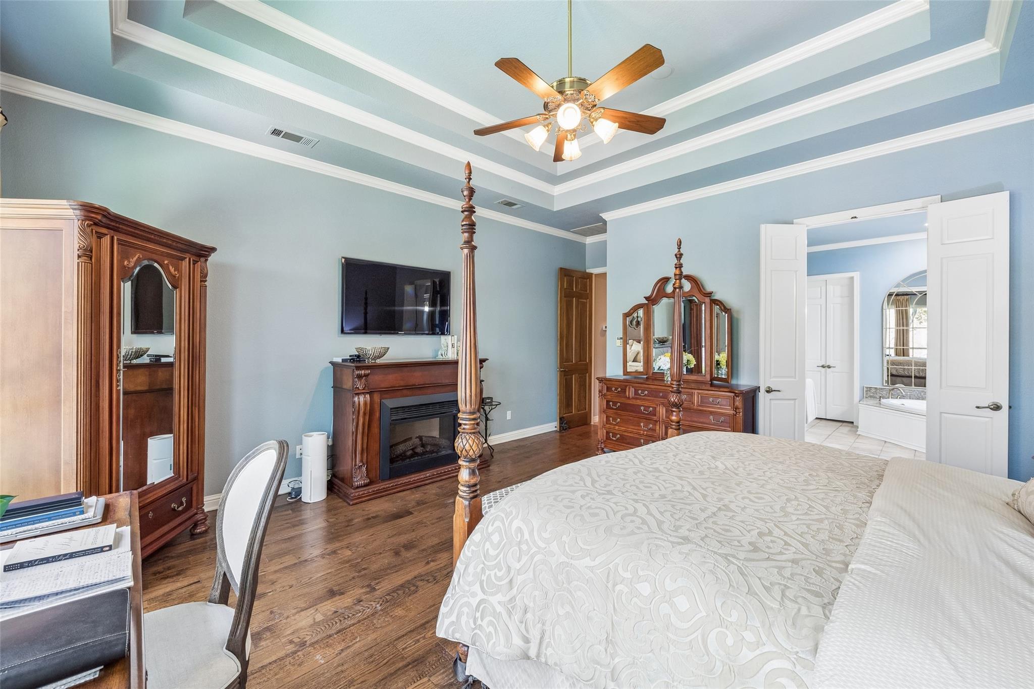 main property photo 20