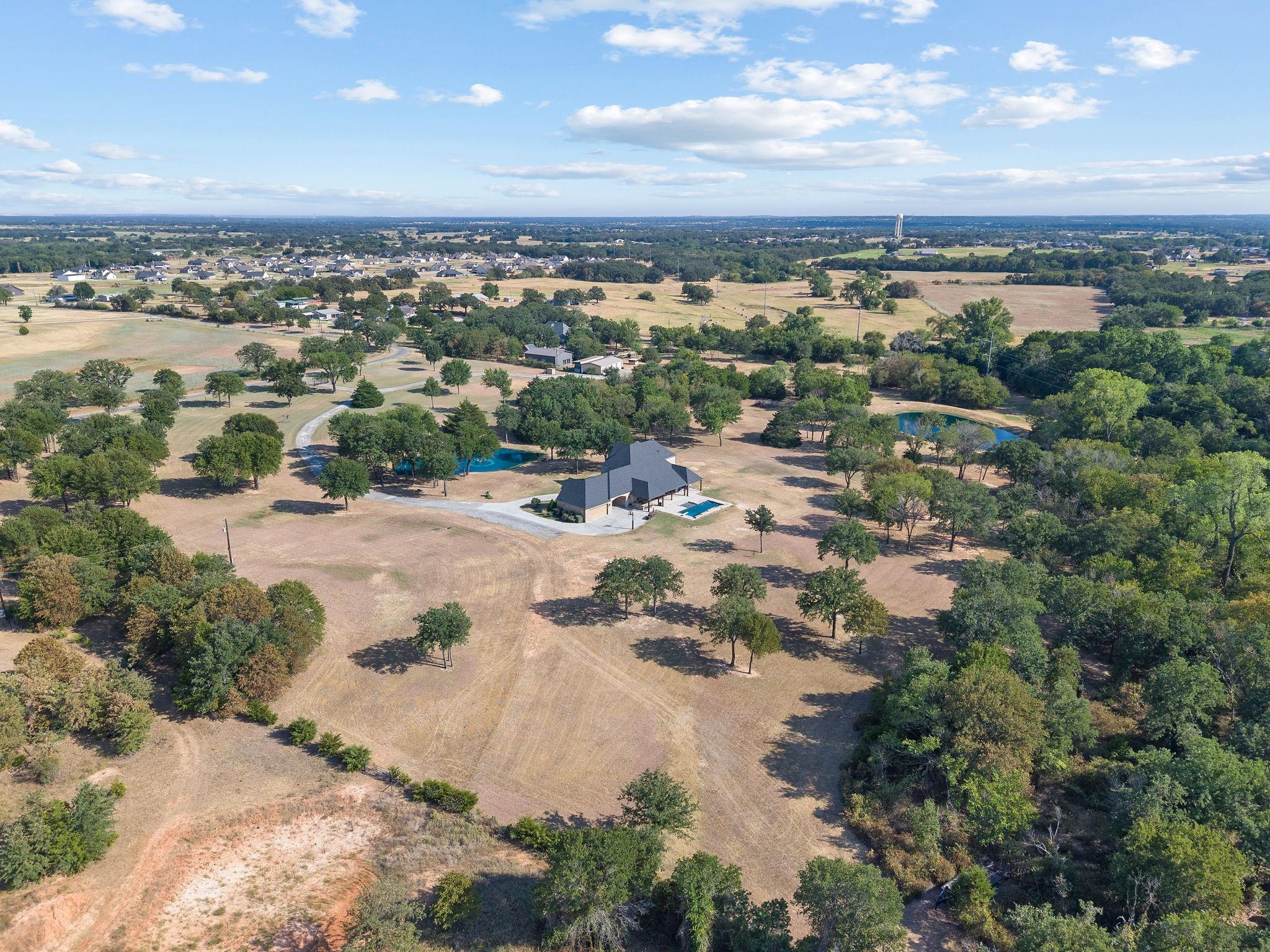 main property photo 37