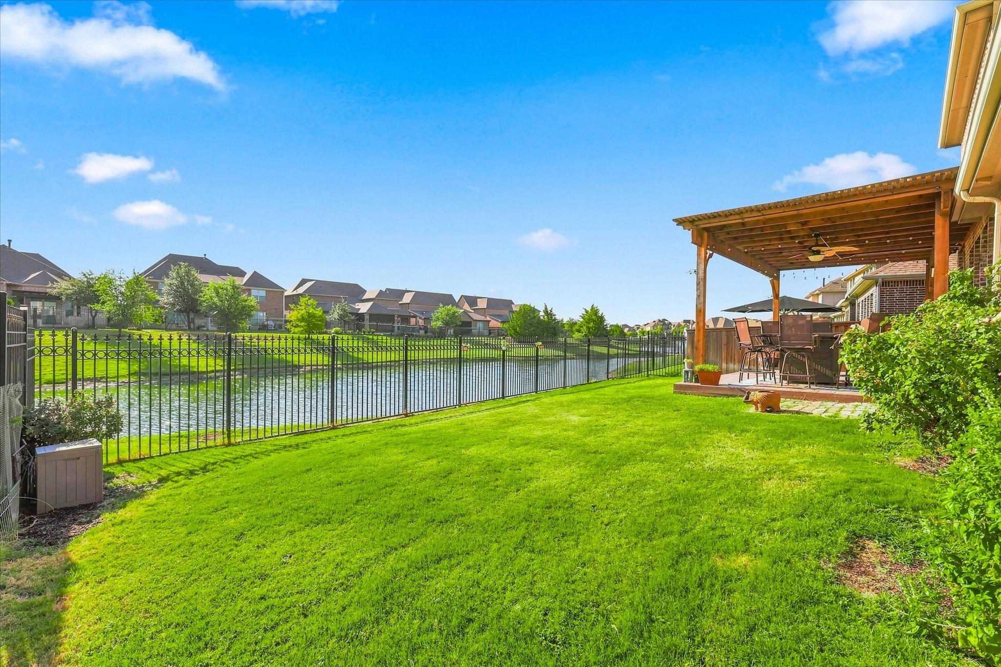 main property photo 25