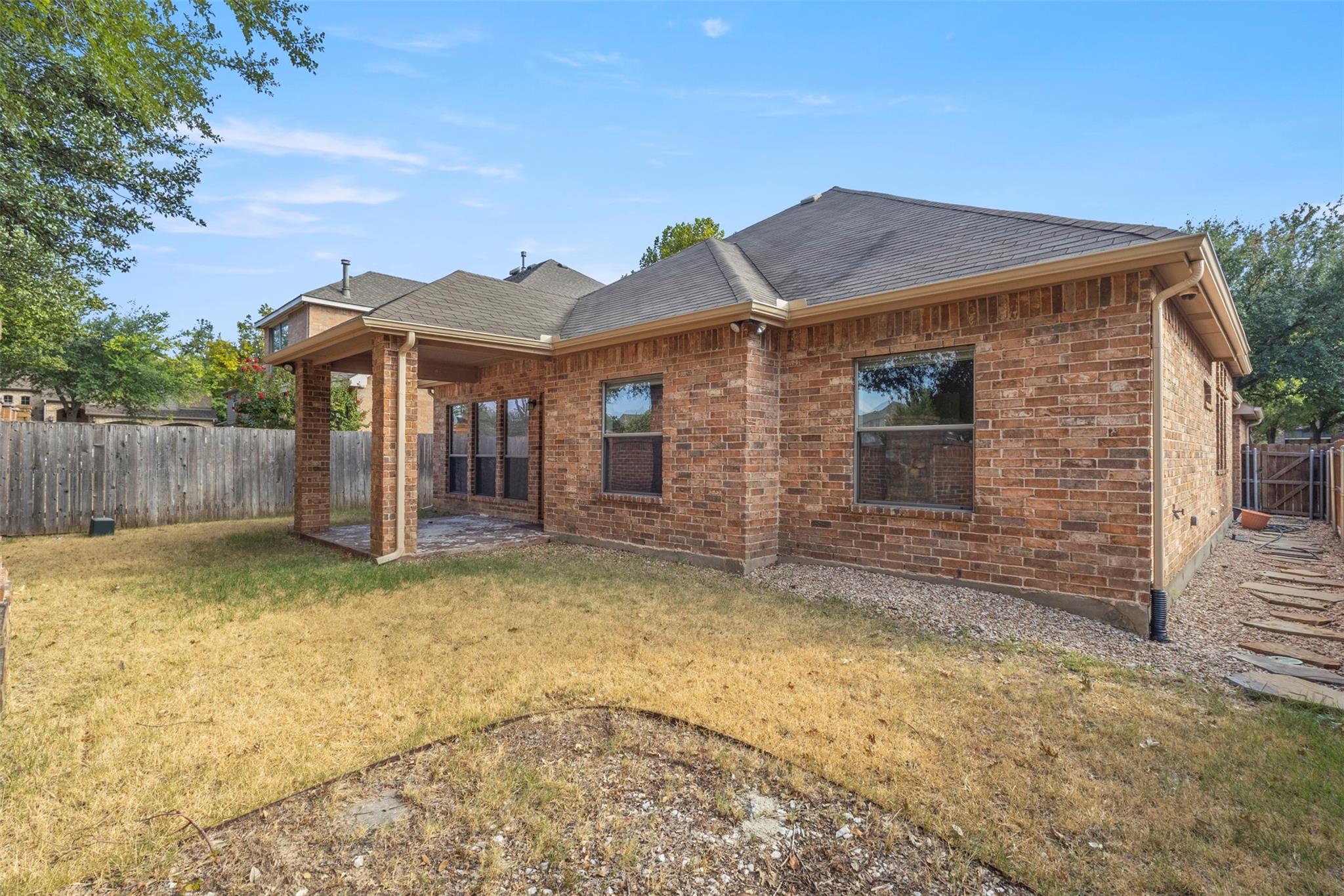 main property photo 37