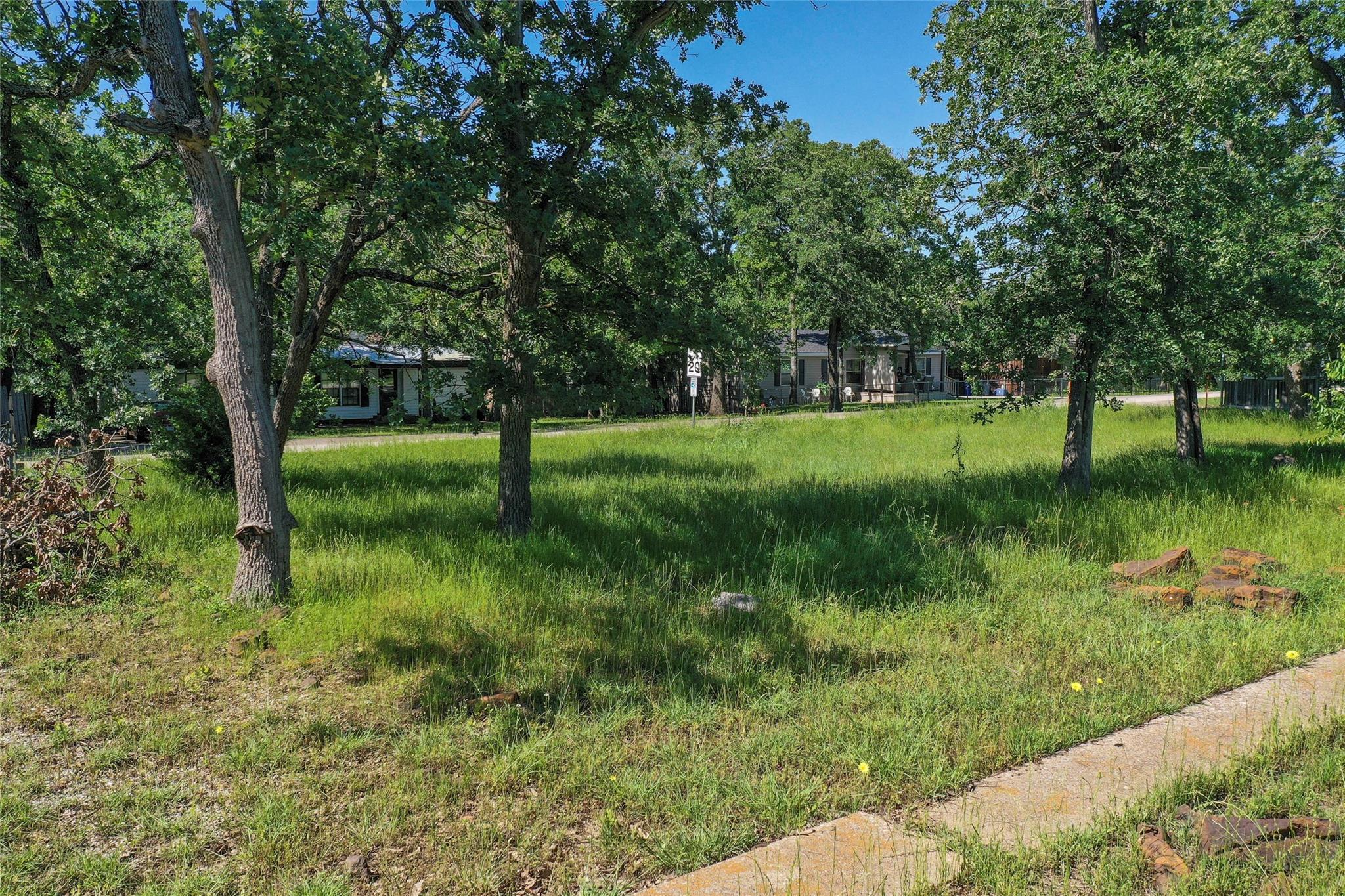 main property photo 6