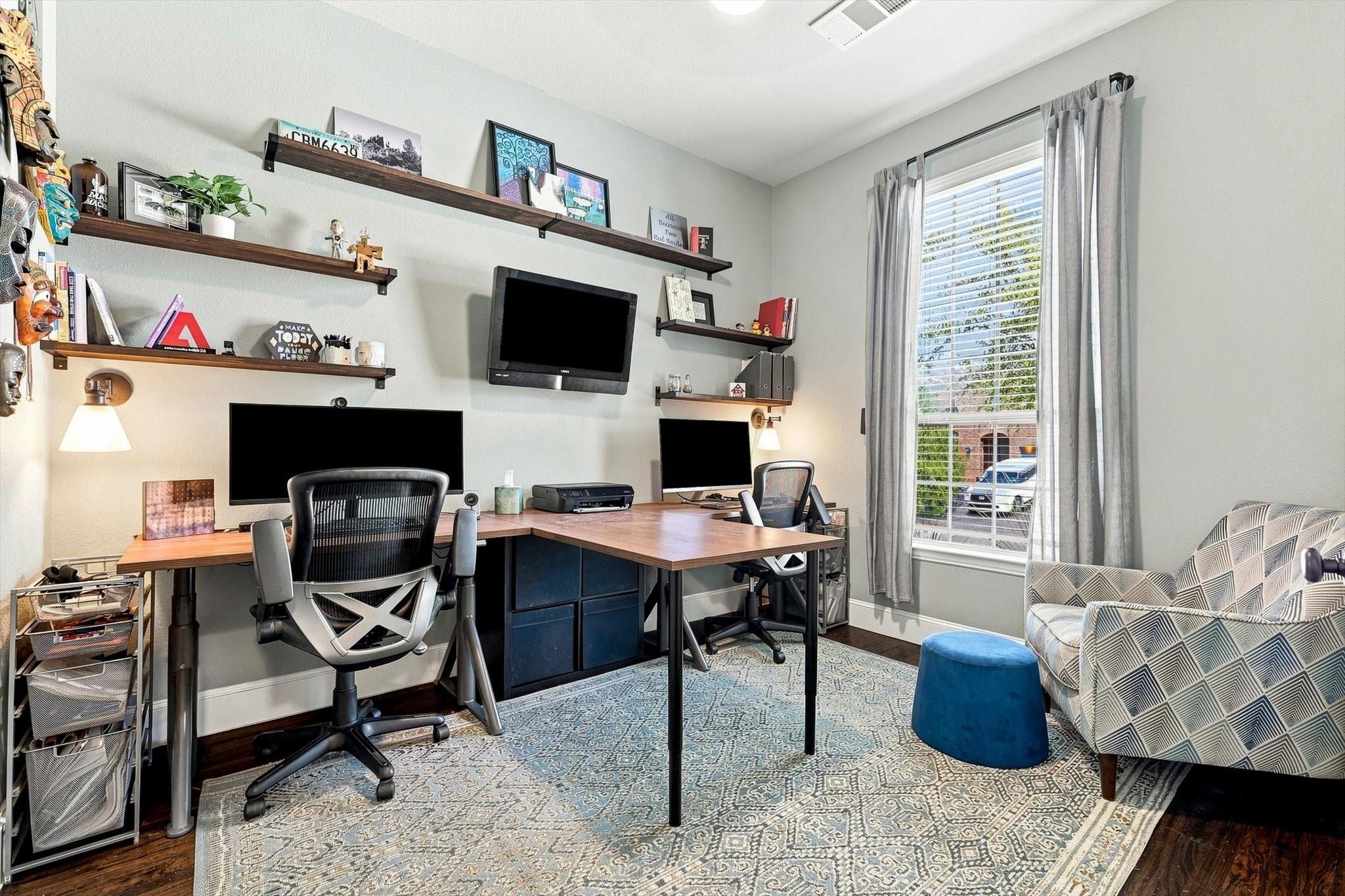 main property photo 6
