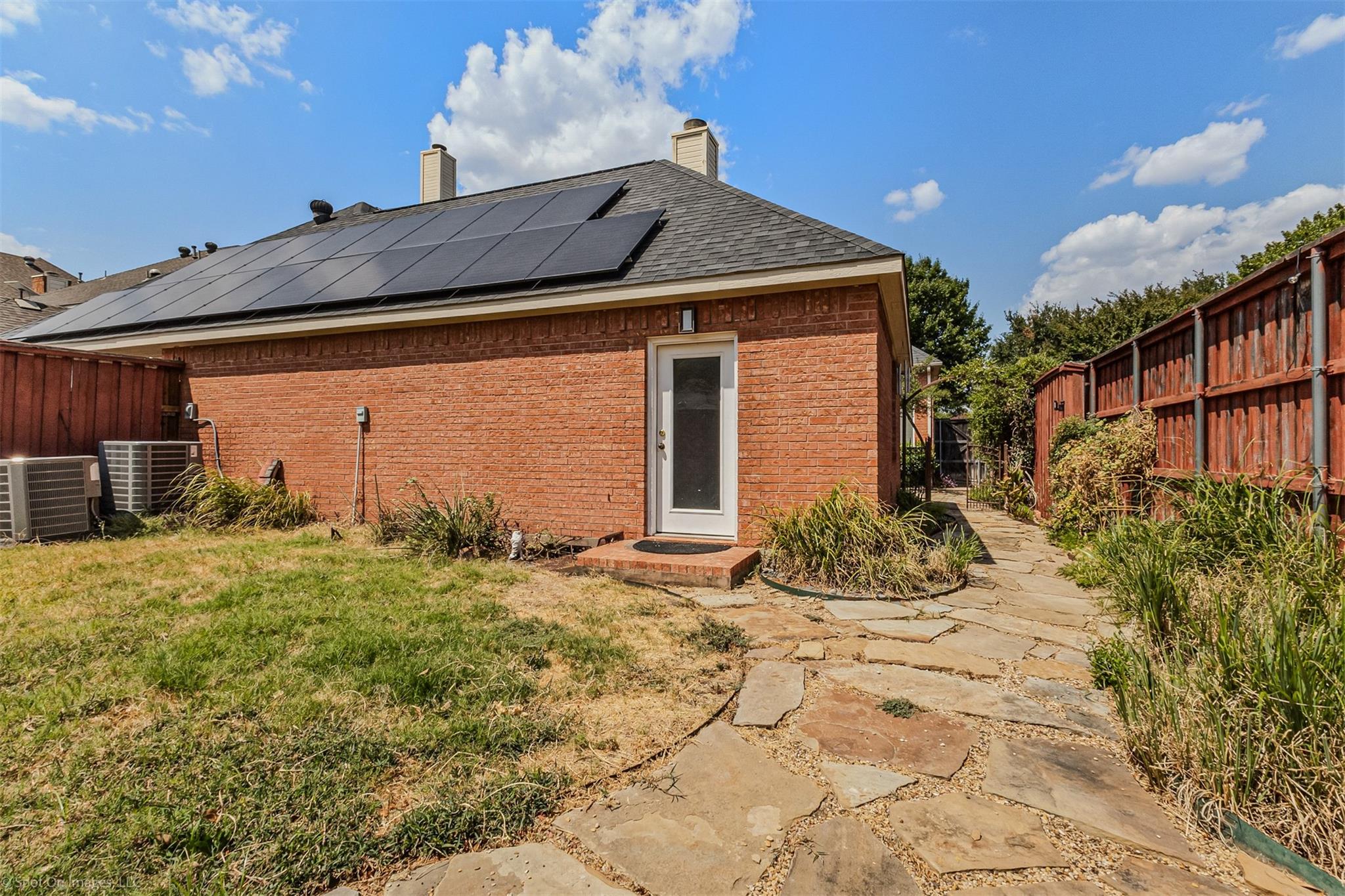 main property photo 26