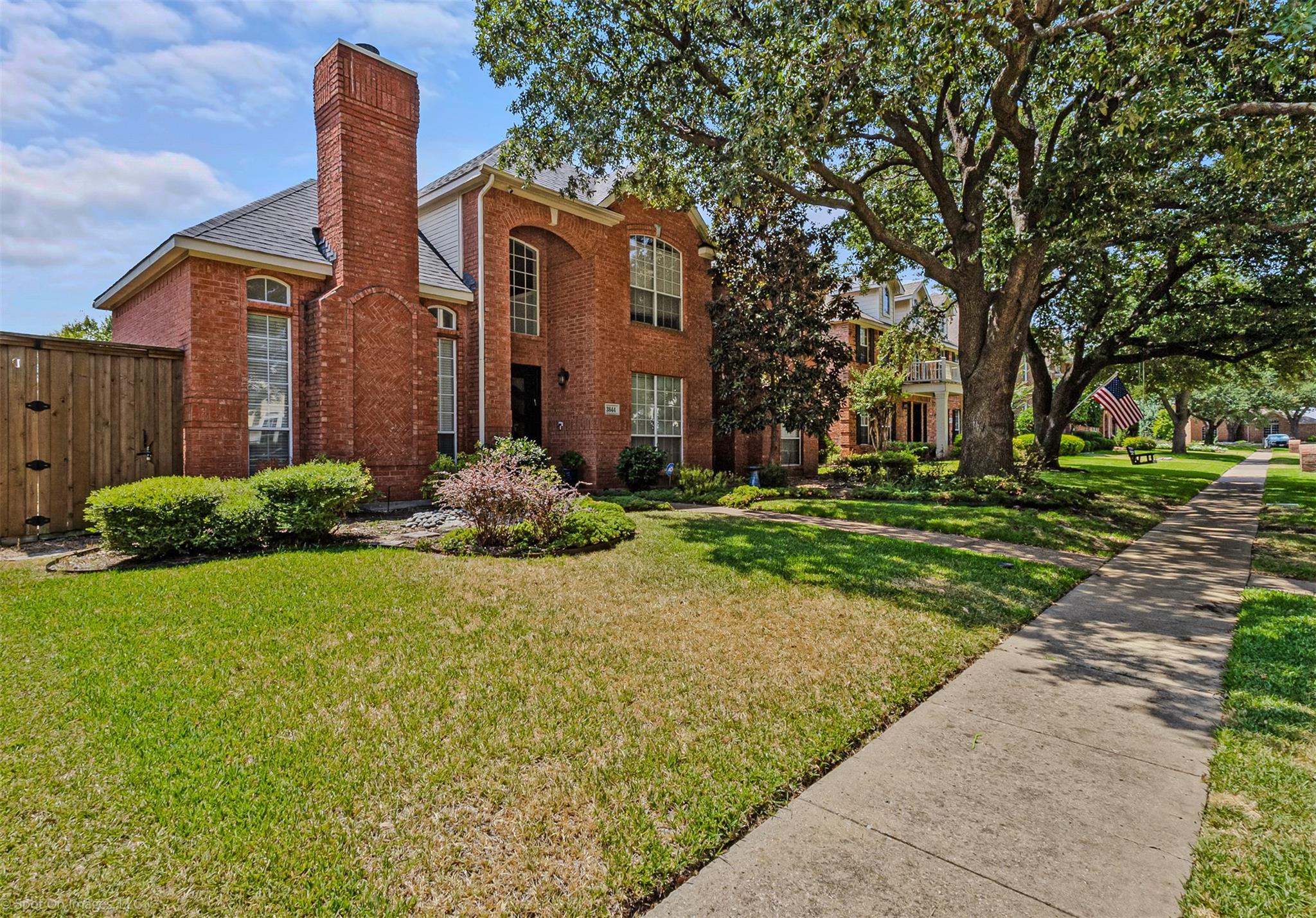 main property photo 34