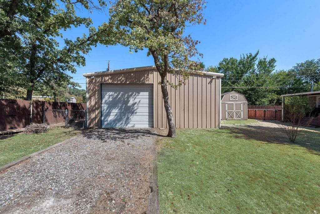main property photo 12