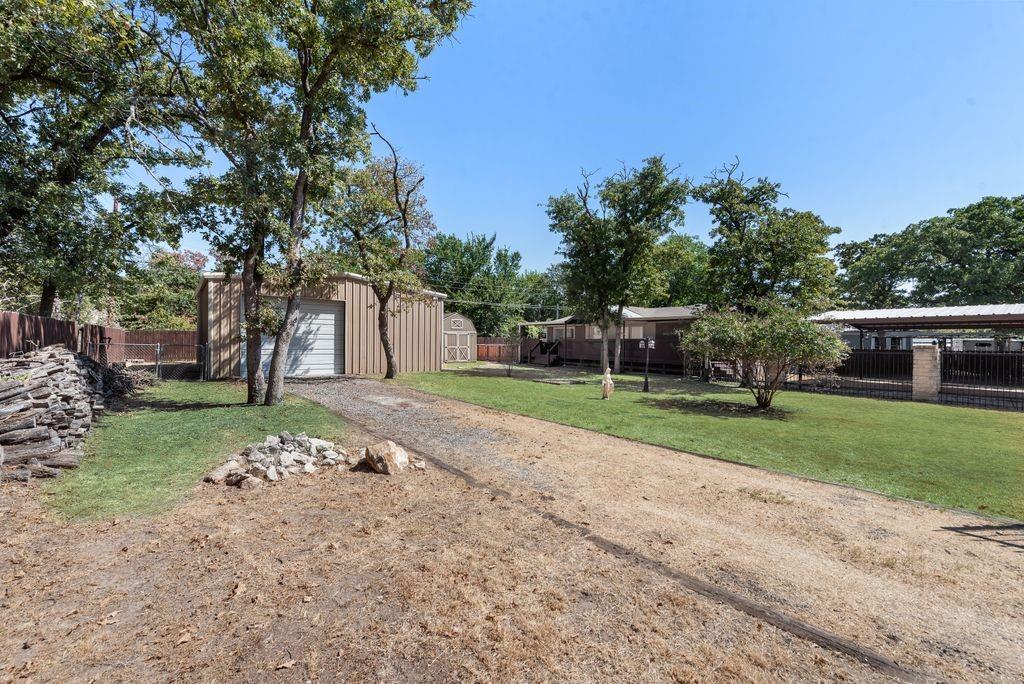 main property photo 18