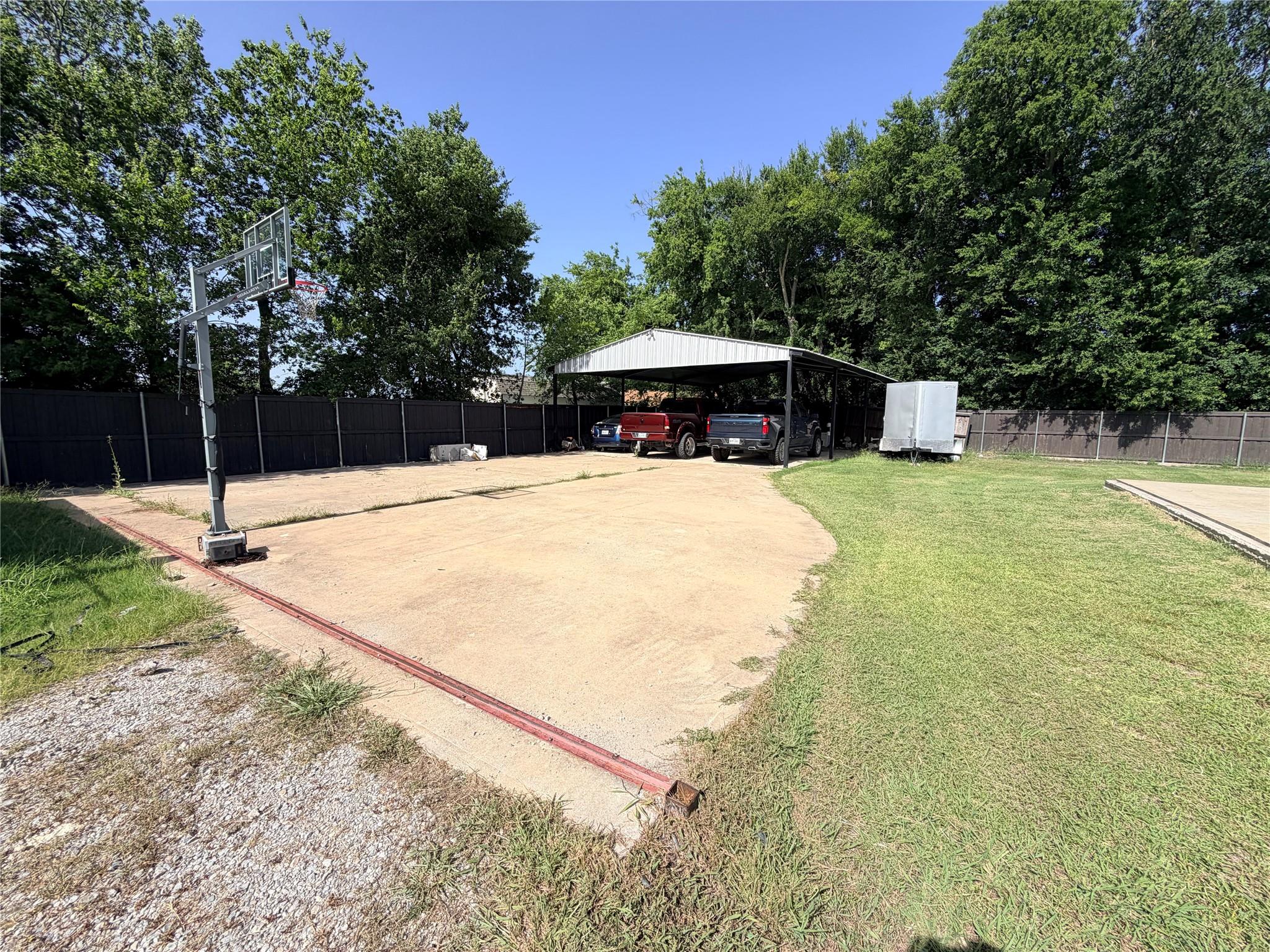 main property photo 34