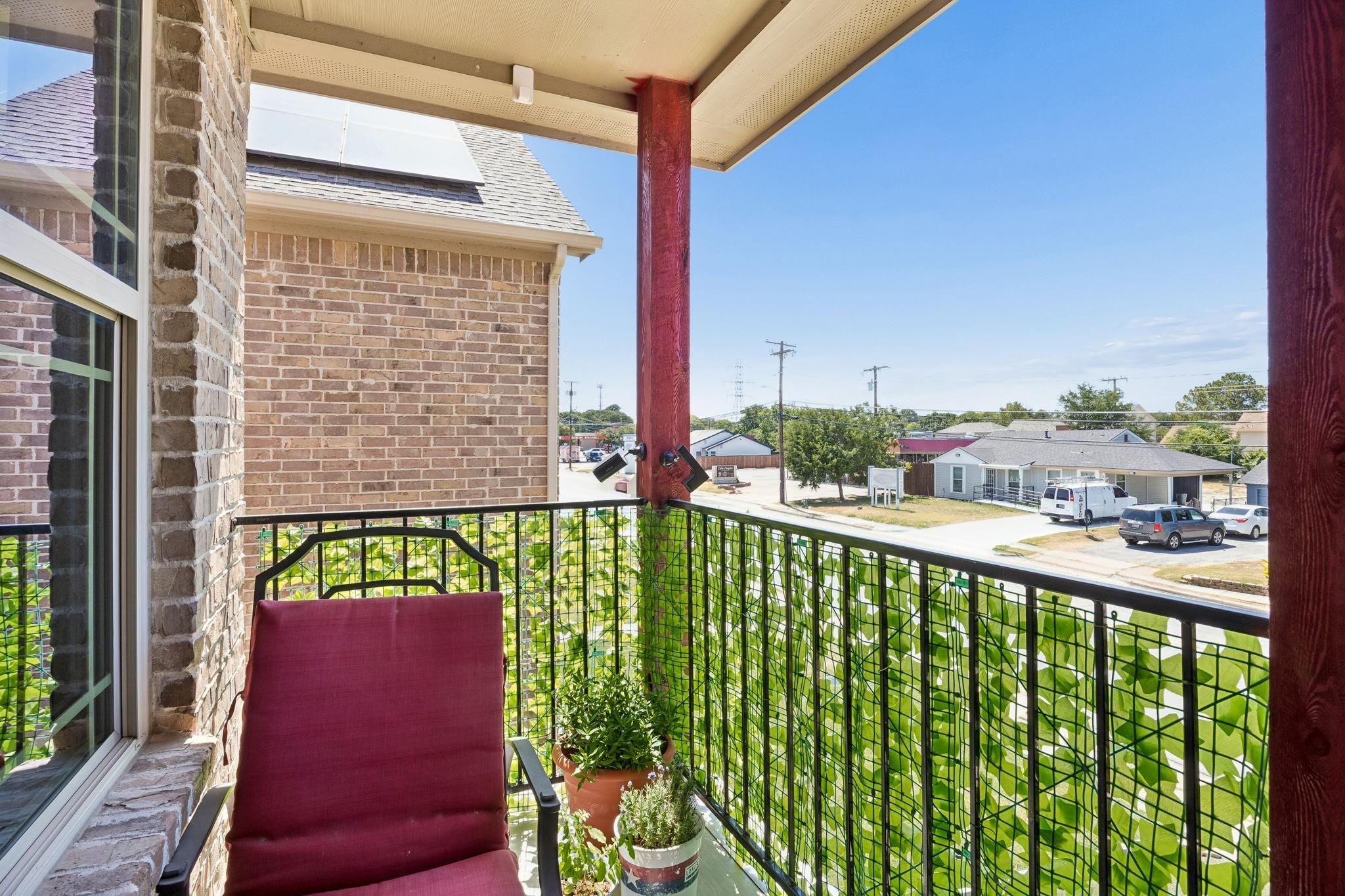 main property photo 29
