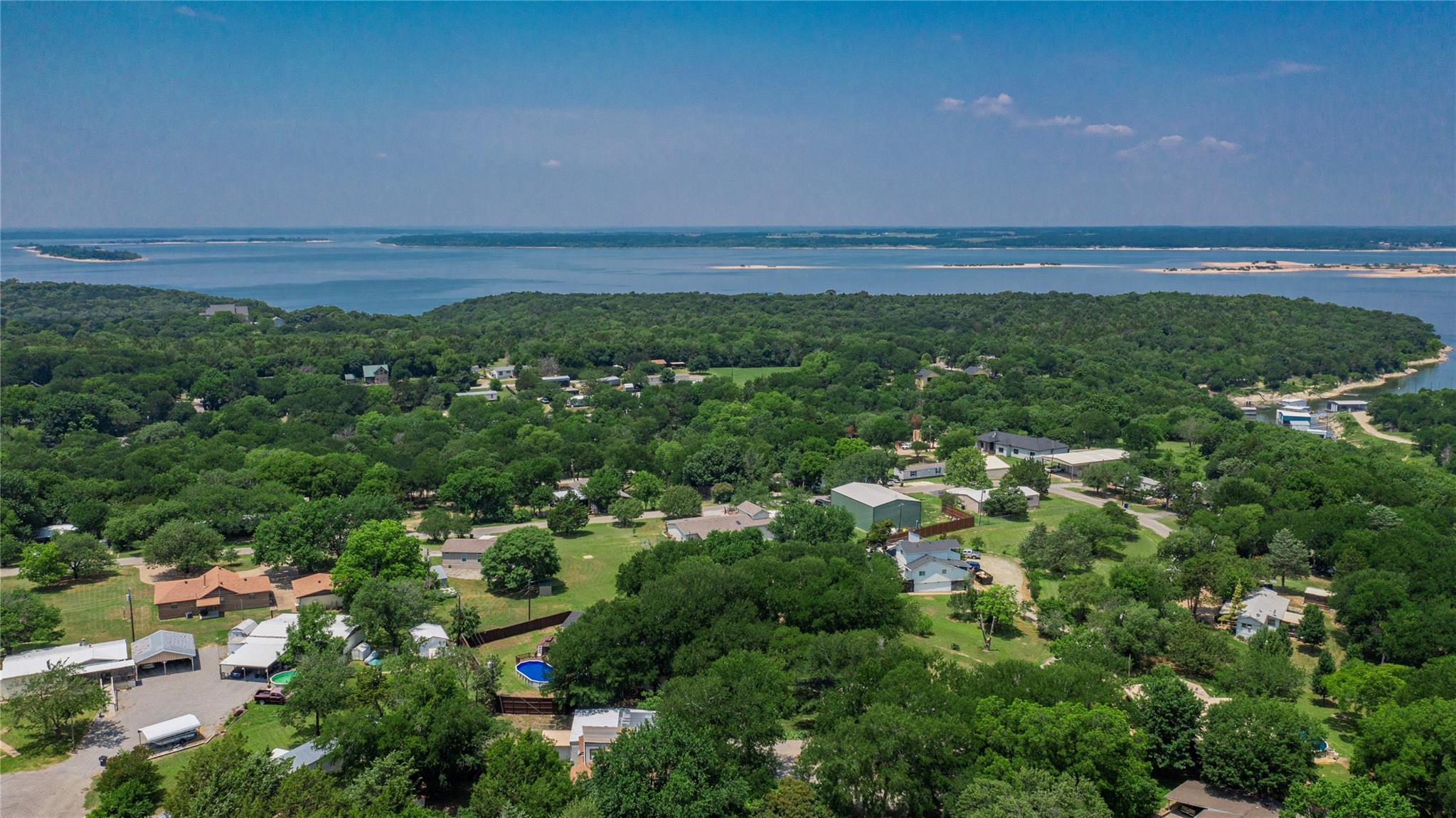 main property photo 29