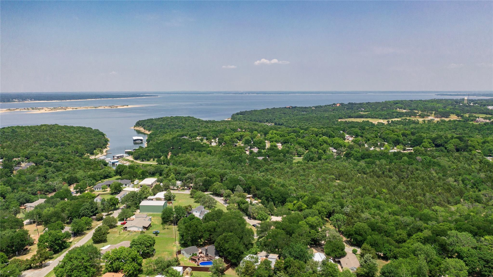 main property photo 32