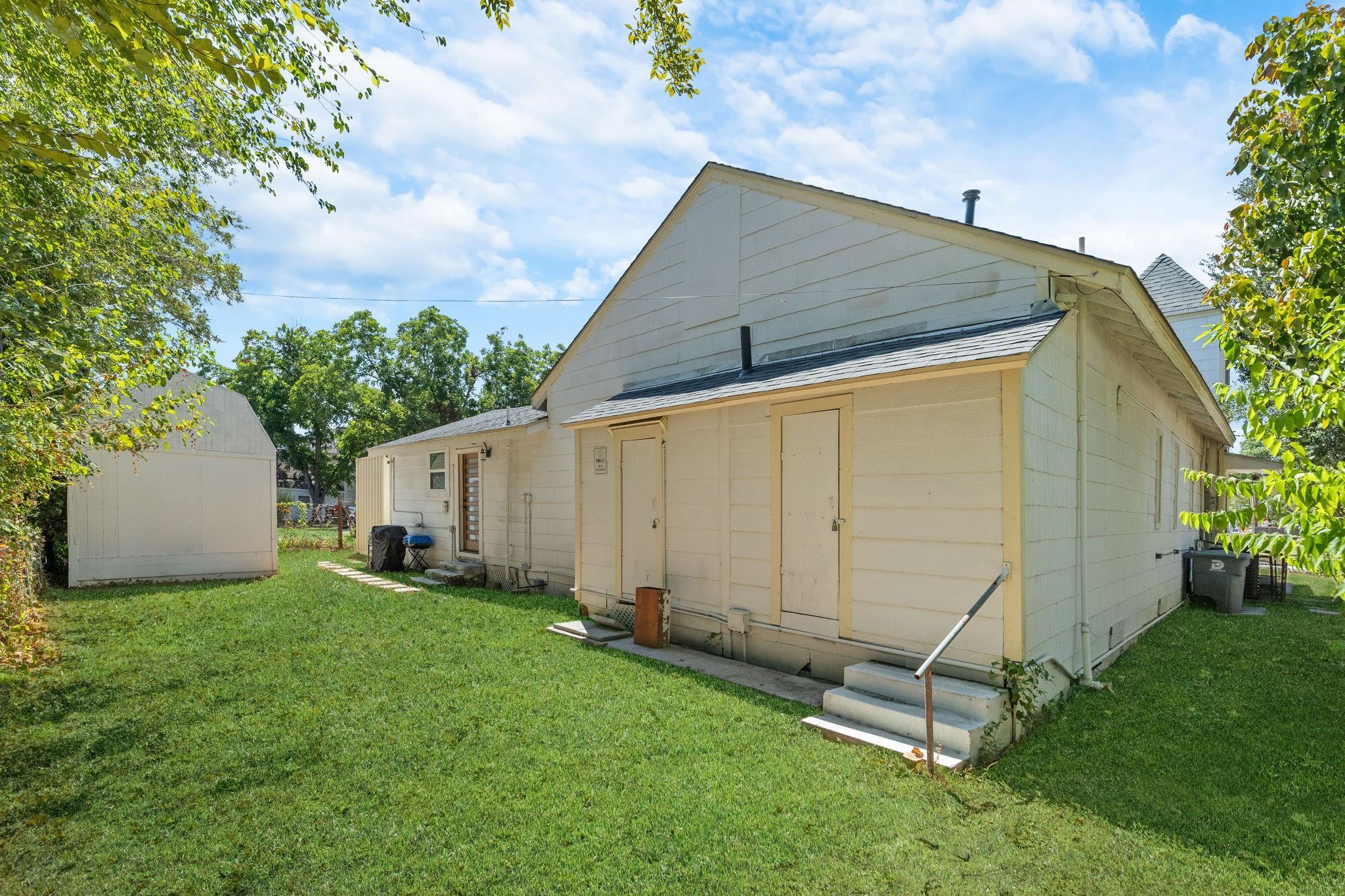 main property photo 33