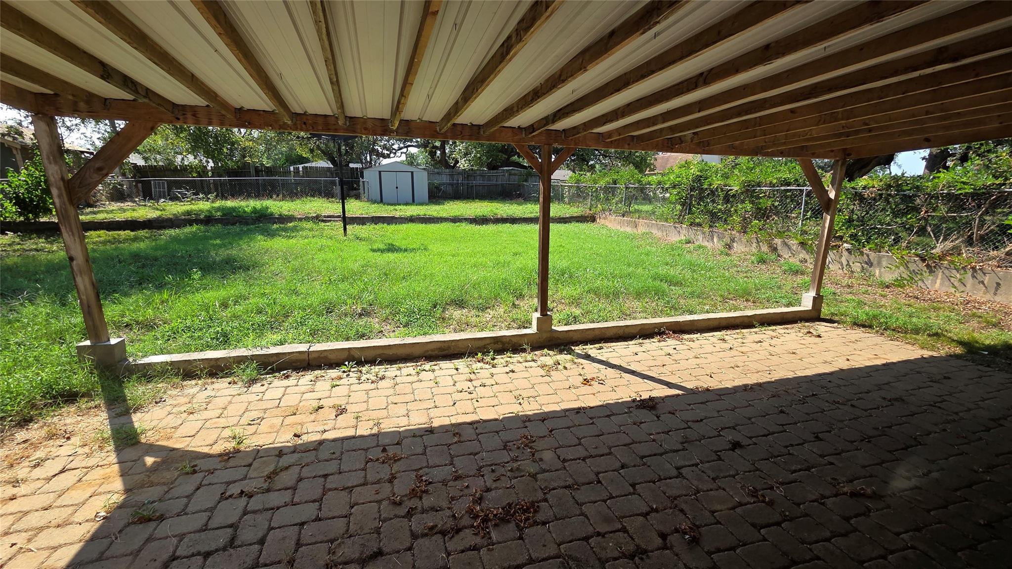 main property photo 19
