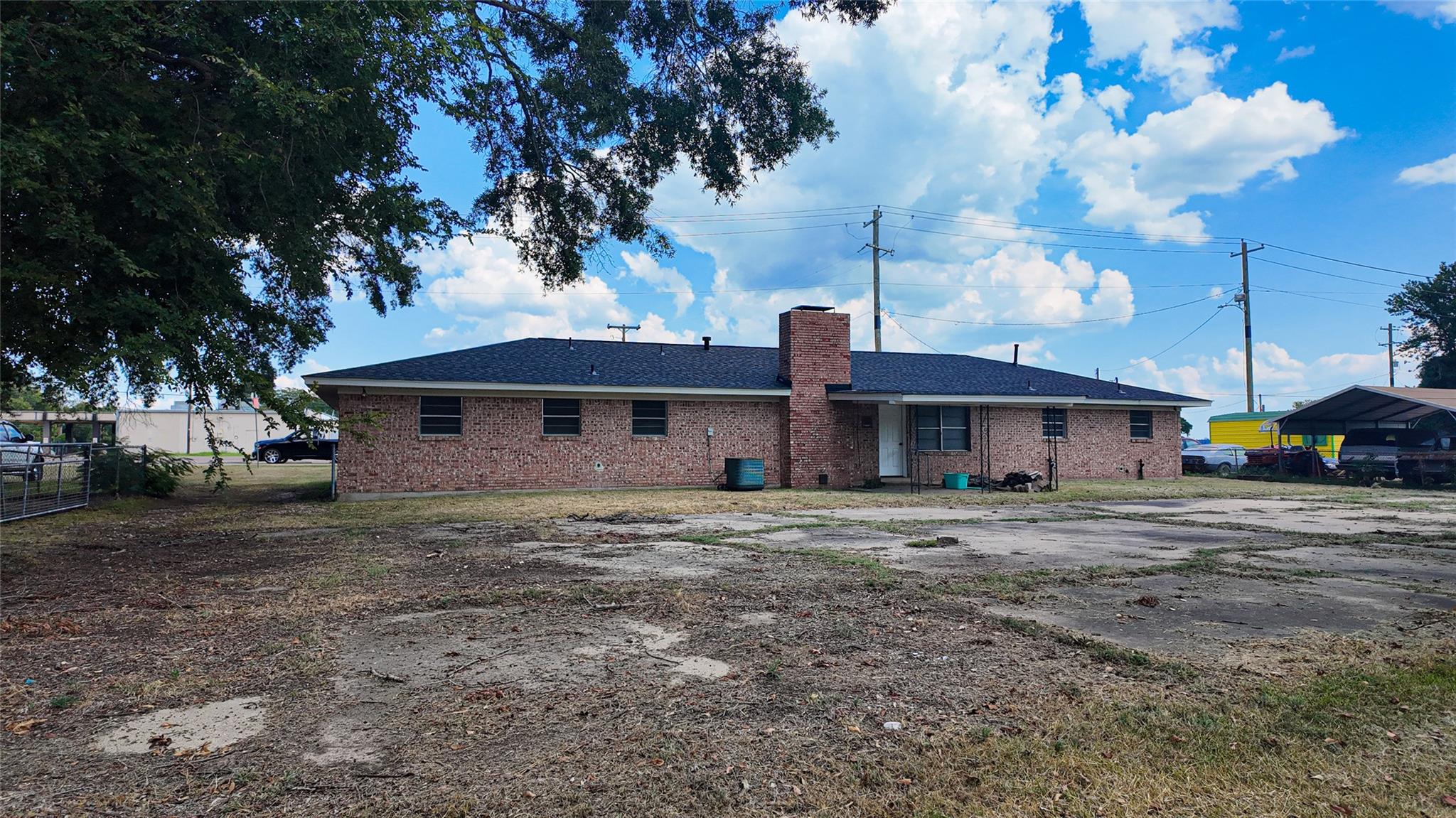 main property photo 16