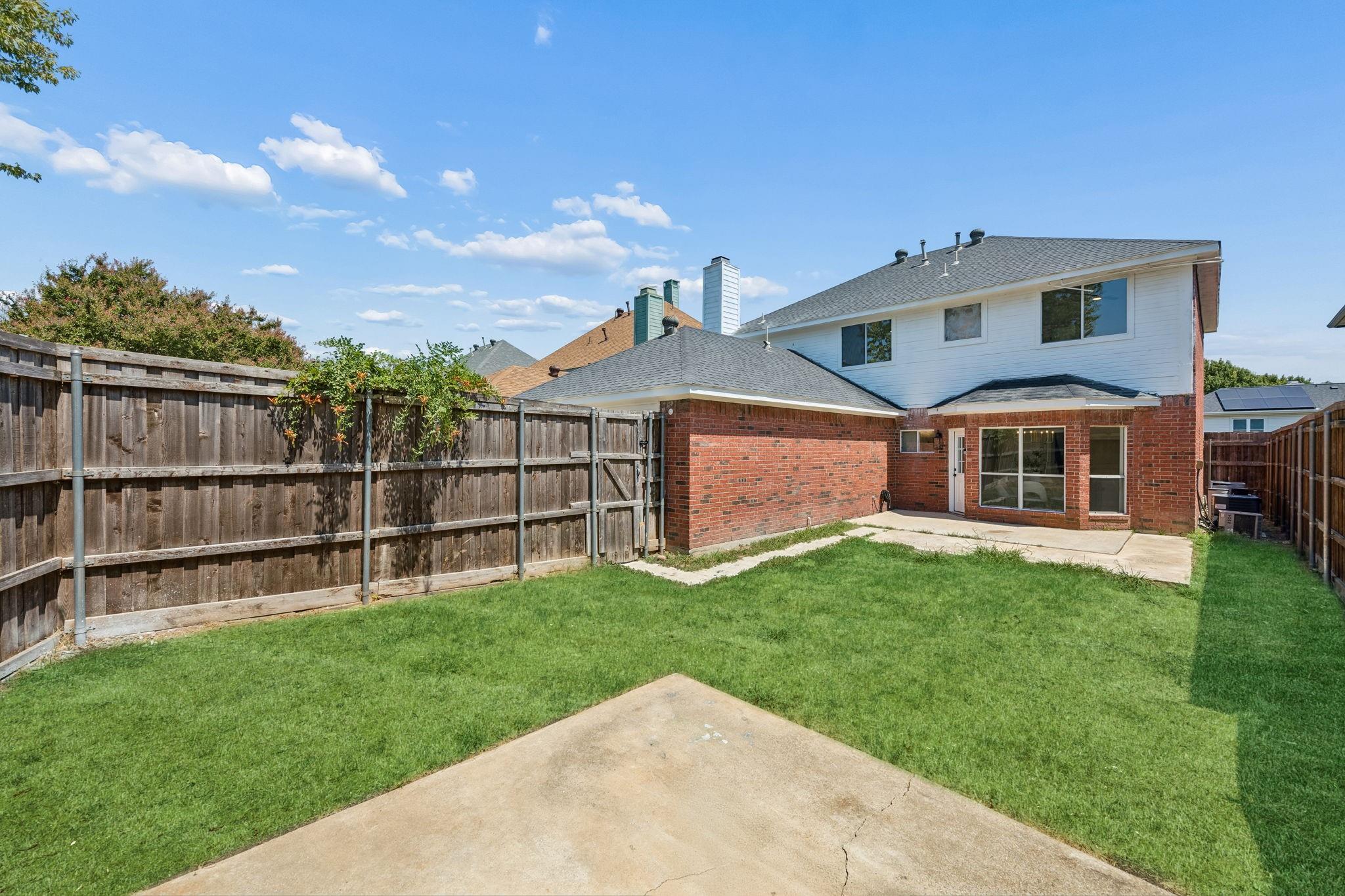 main property photo 28