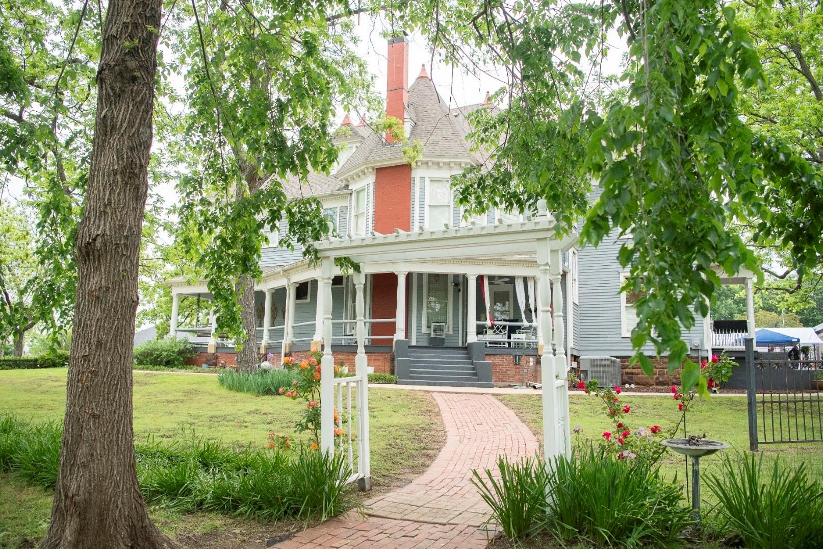 main property photo 24