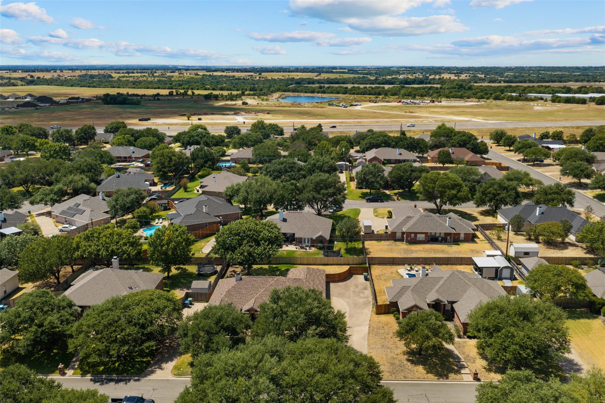 main property photo 37