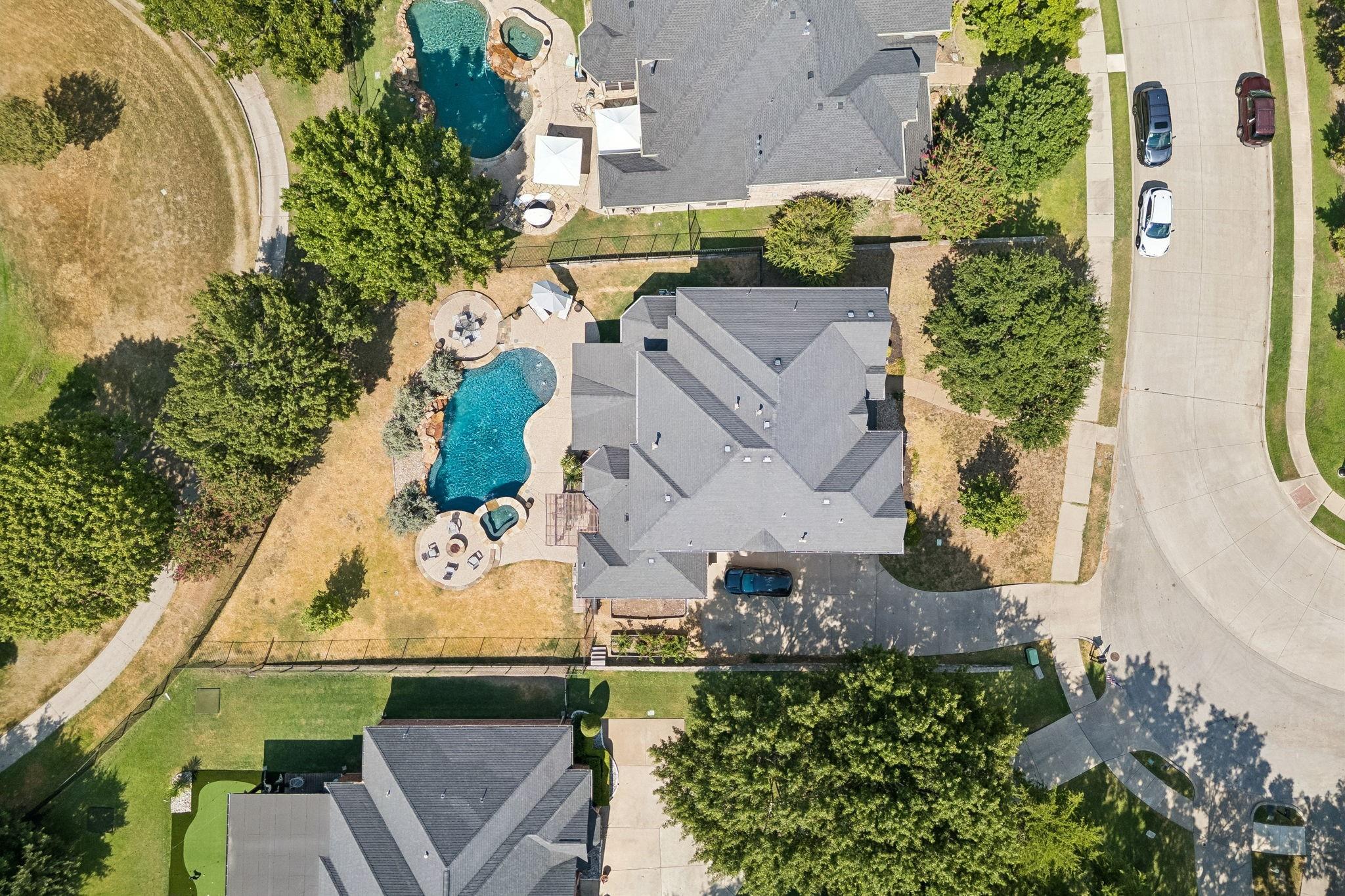 main property photo 38