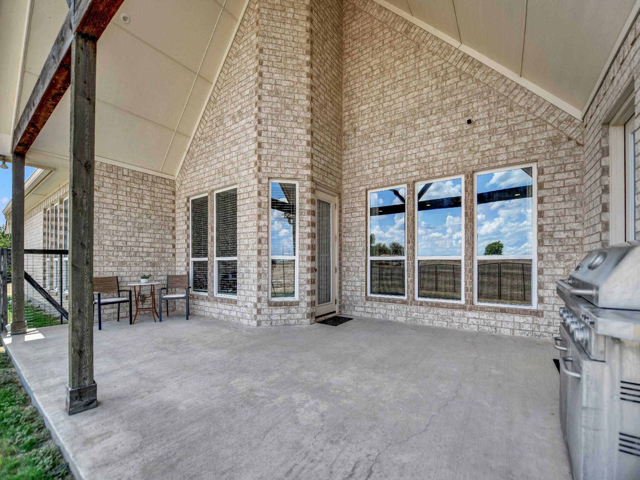 main property photo 36