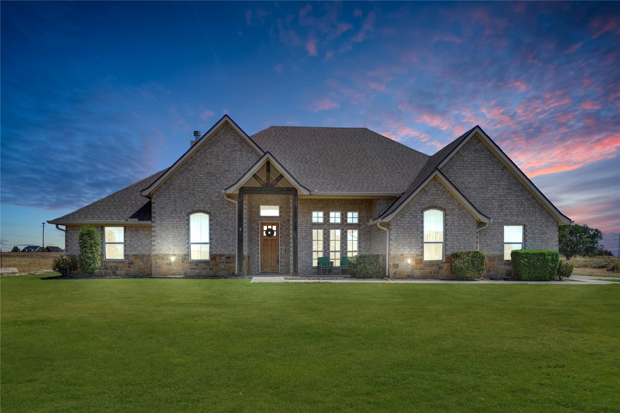 main property photo 39