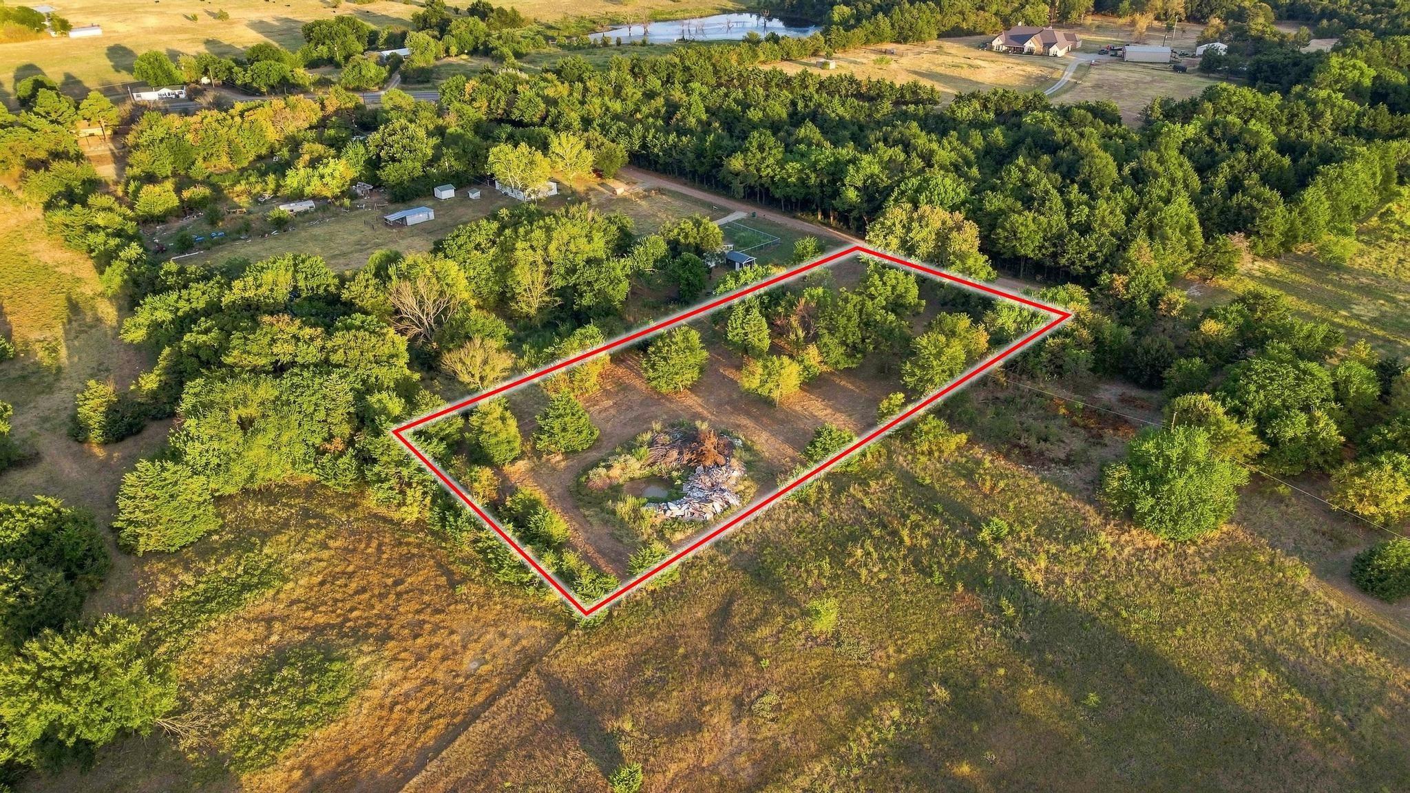 main property photo 16