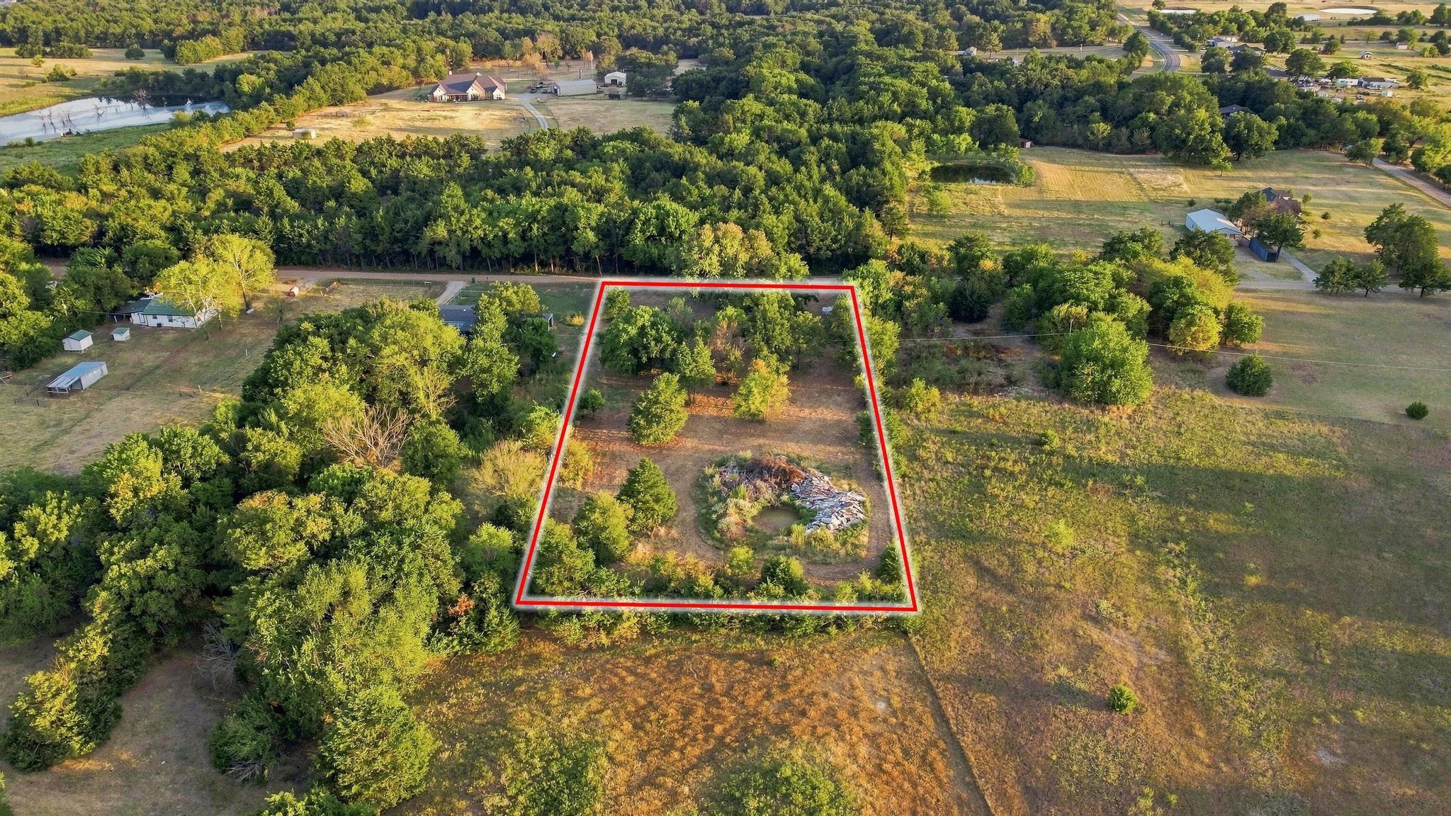 main property photo 19