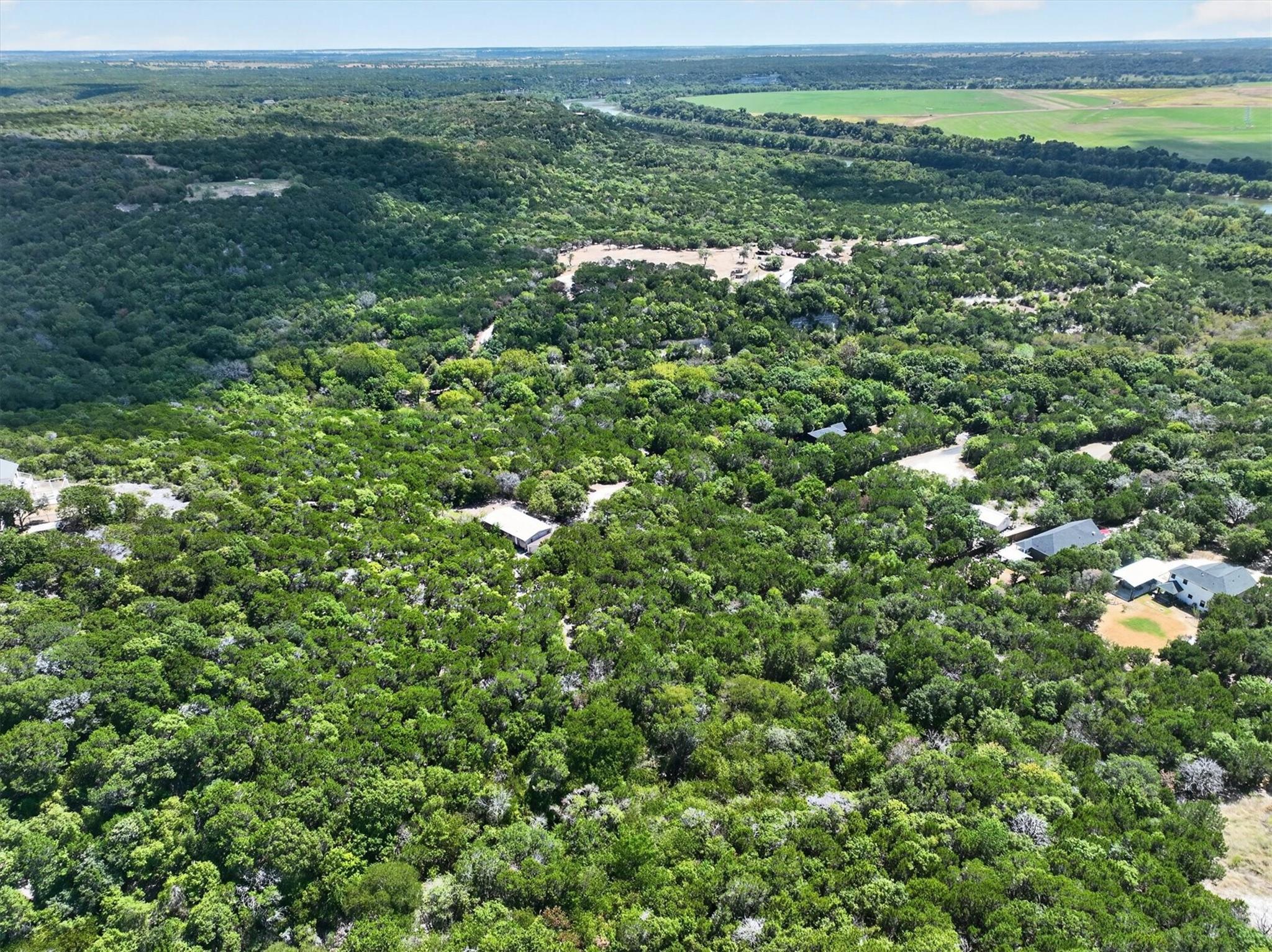 main property photo 11