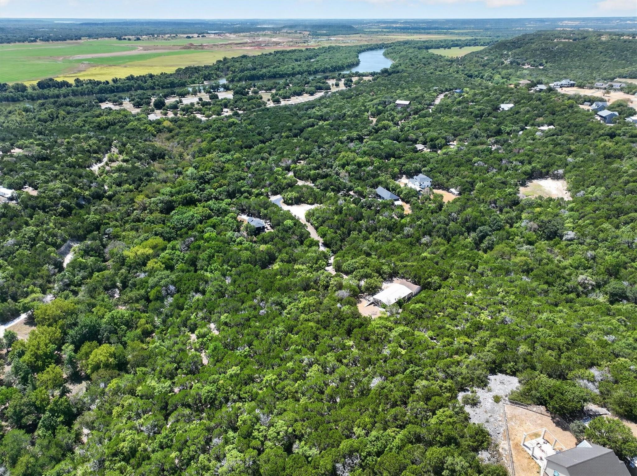 main property photo 13