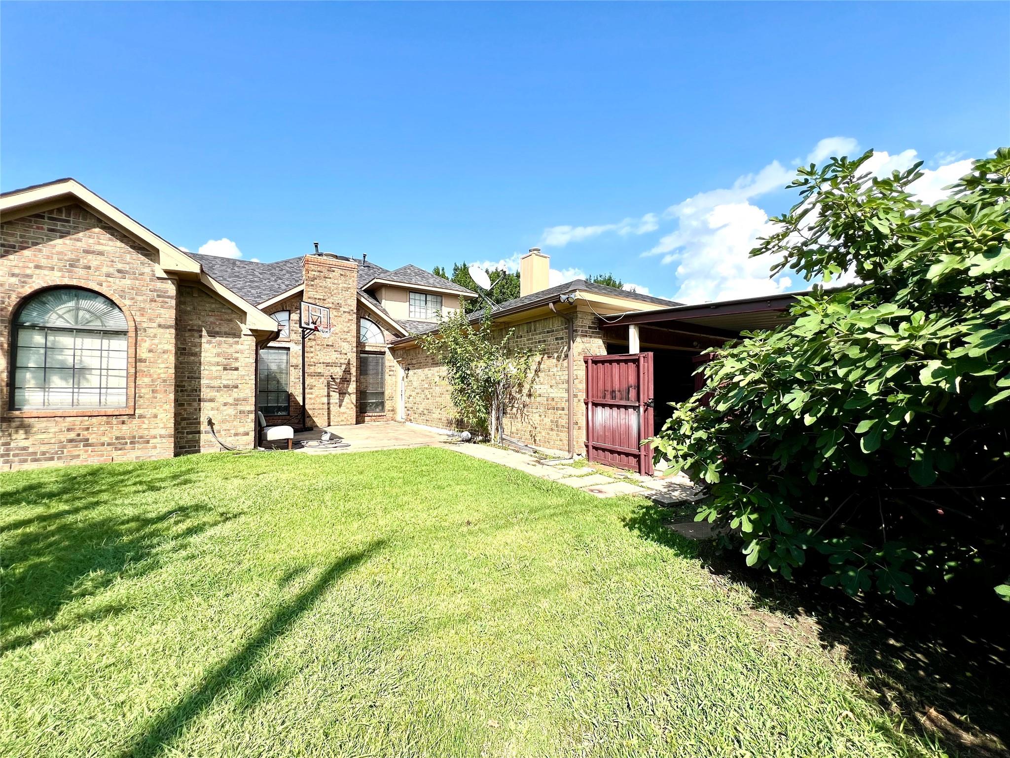 main property photo 30