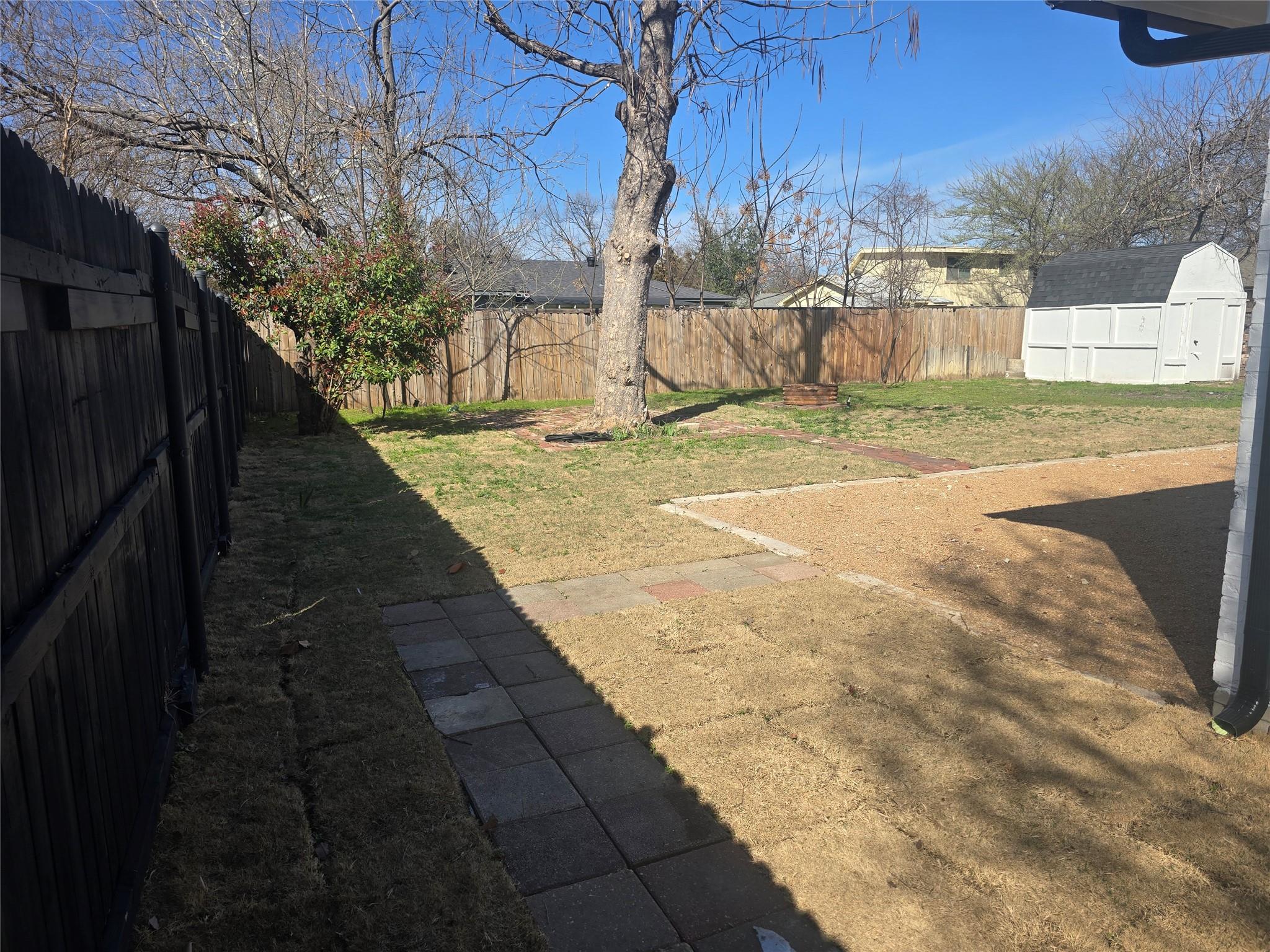 main property photo 17