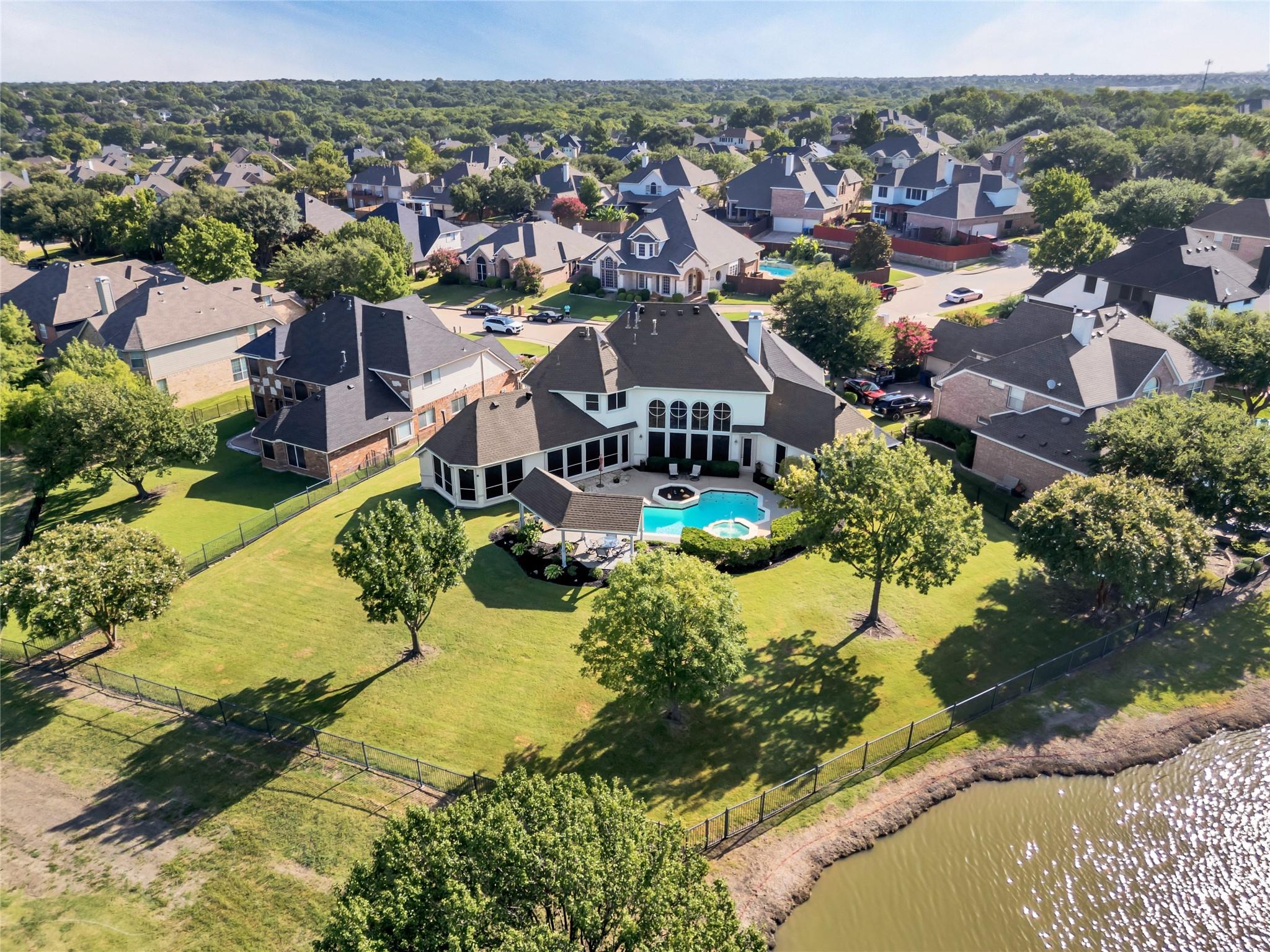 main property photo 36