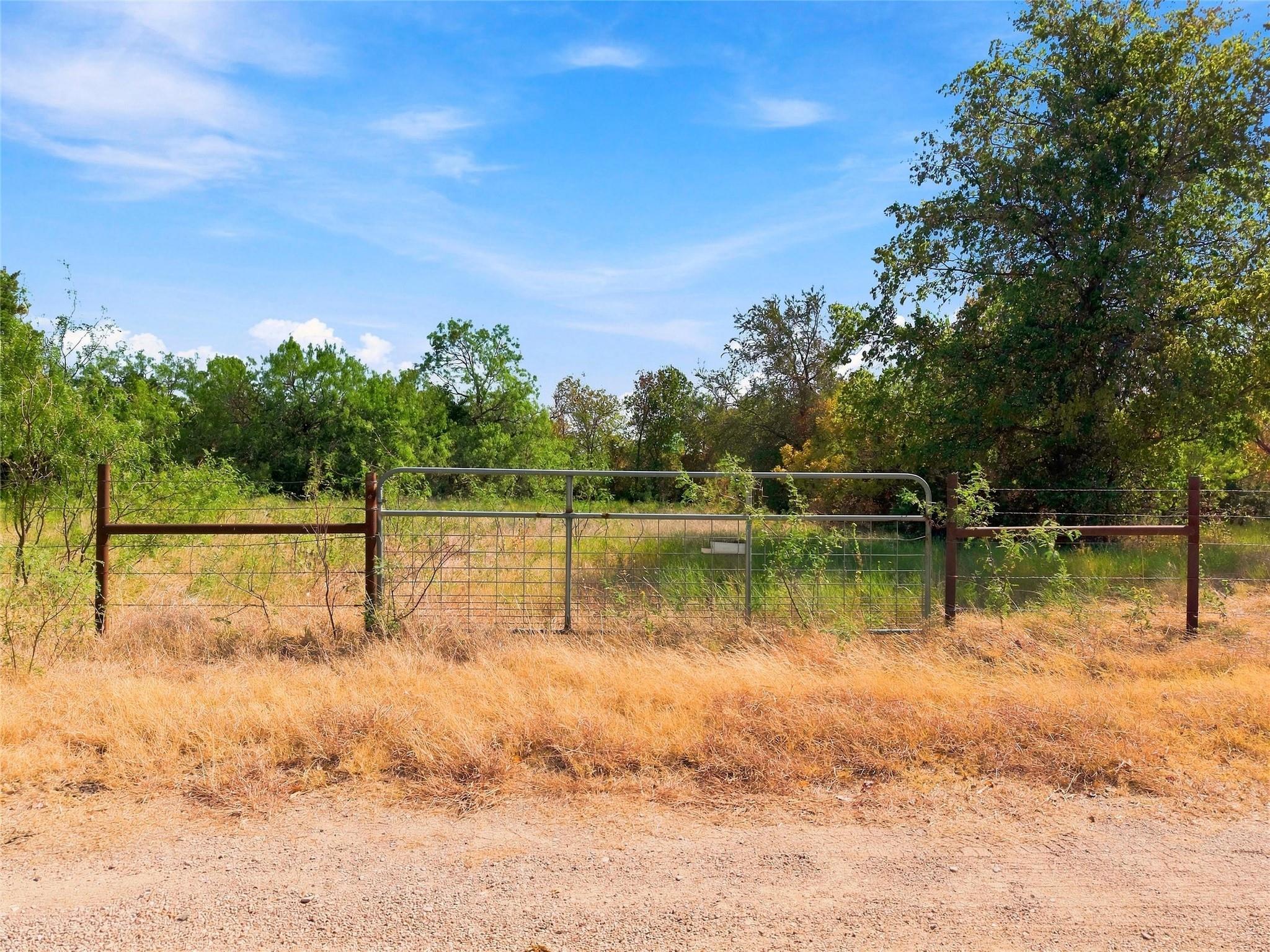 main property photo 15