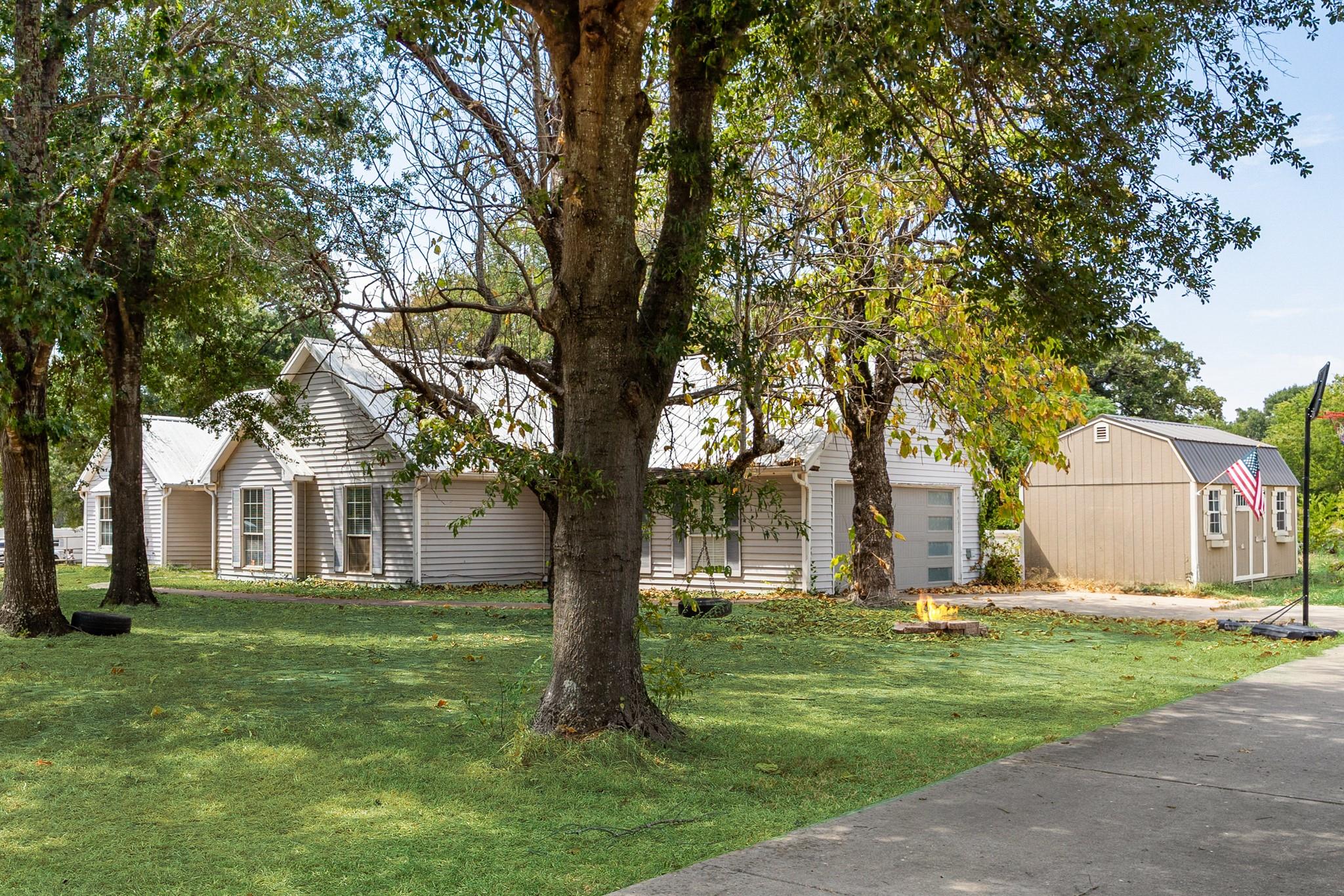 main property photo 6