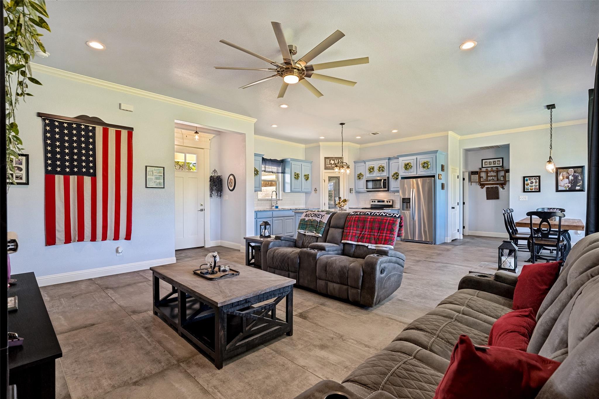 main property photo 8