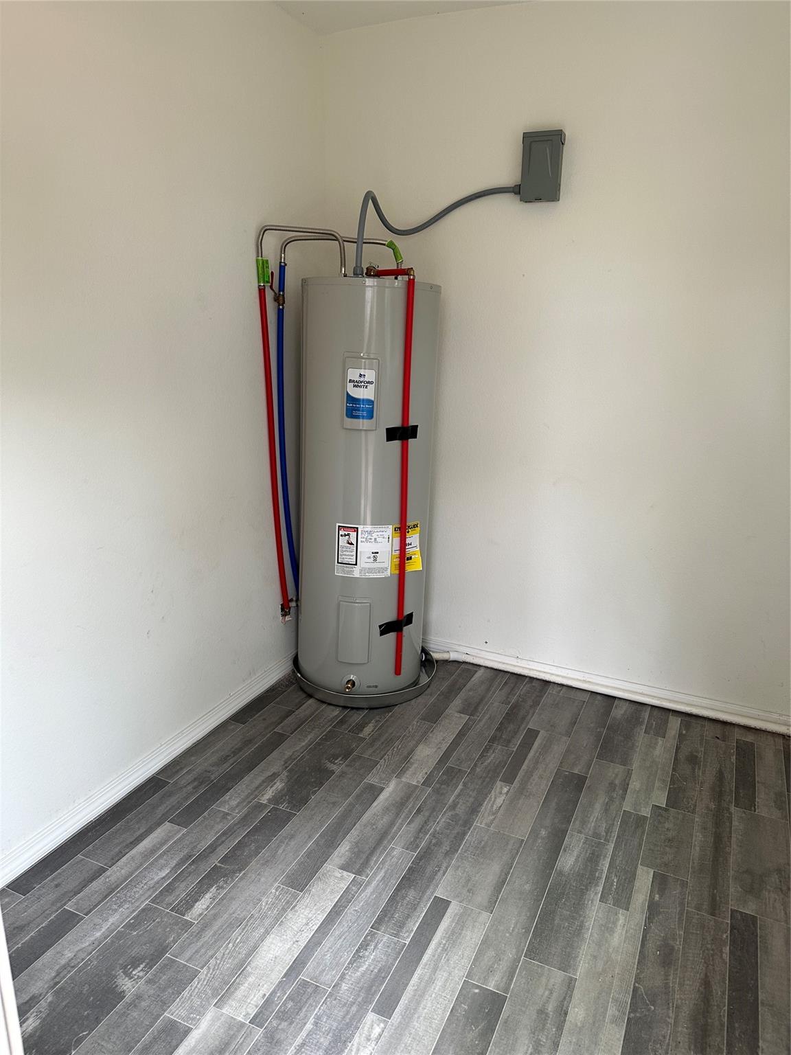 main property photo 22