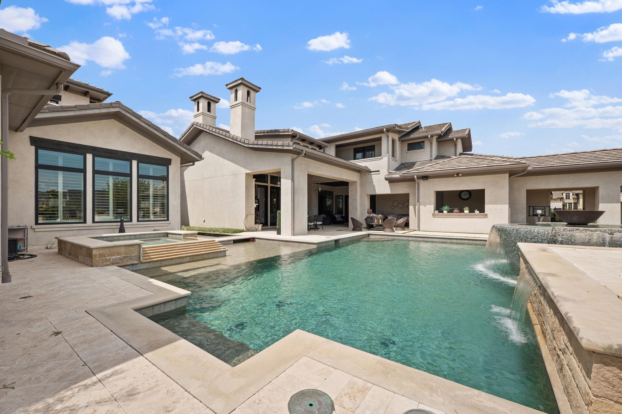 main property photo 33