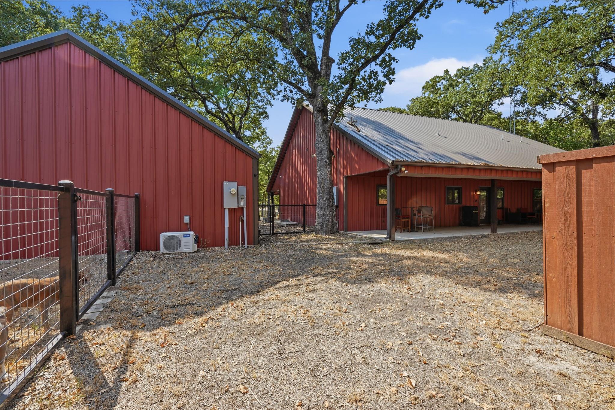 main property photo 38