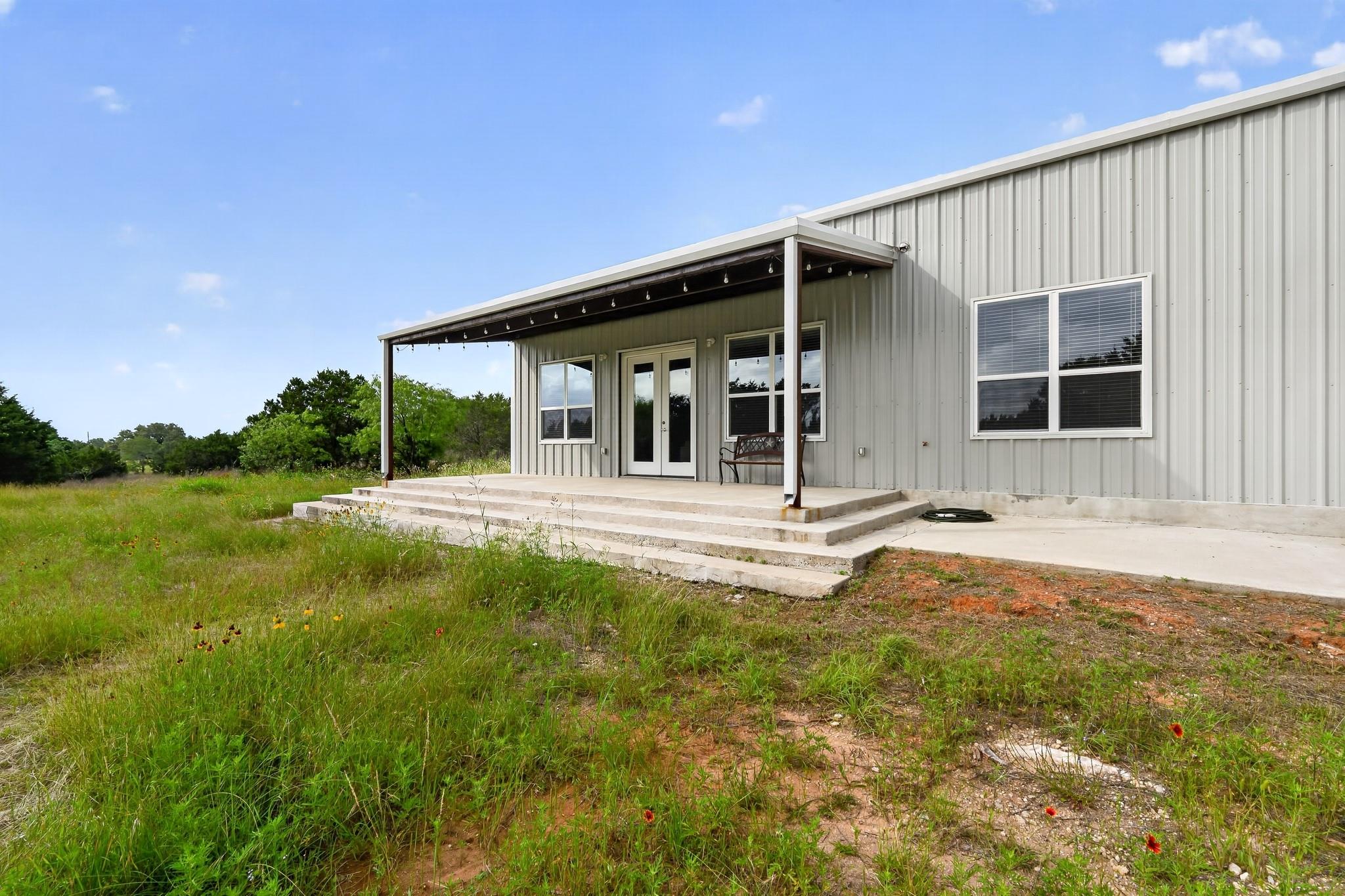 main property photo 15