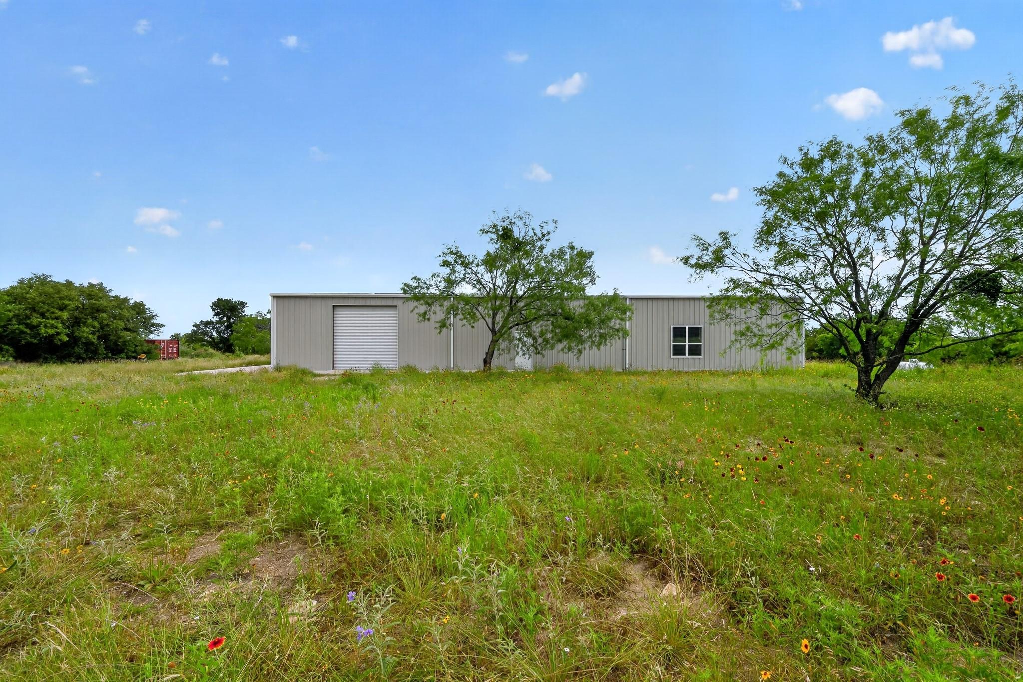 main property photo 20