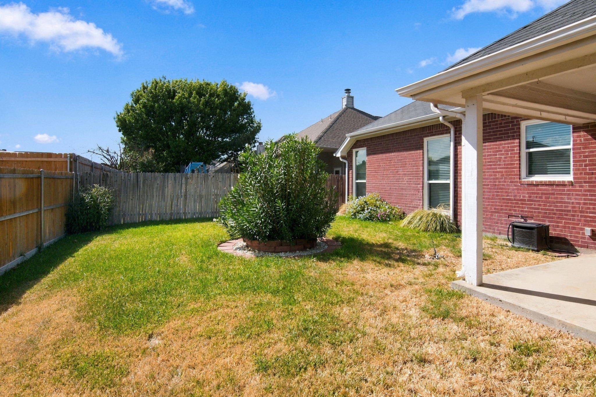 main property photo 34