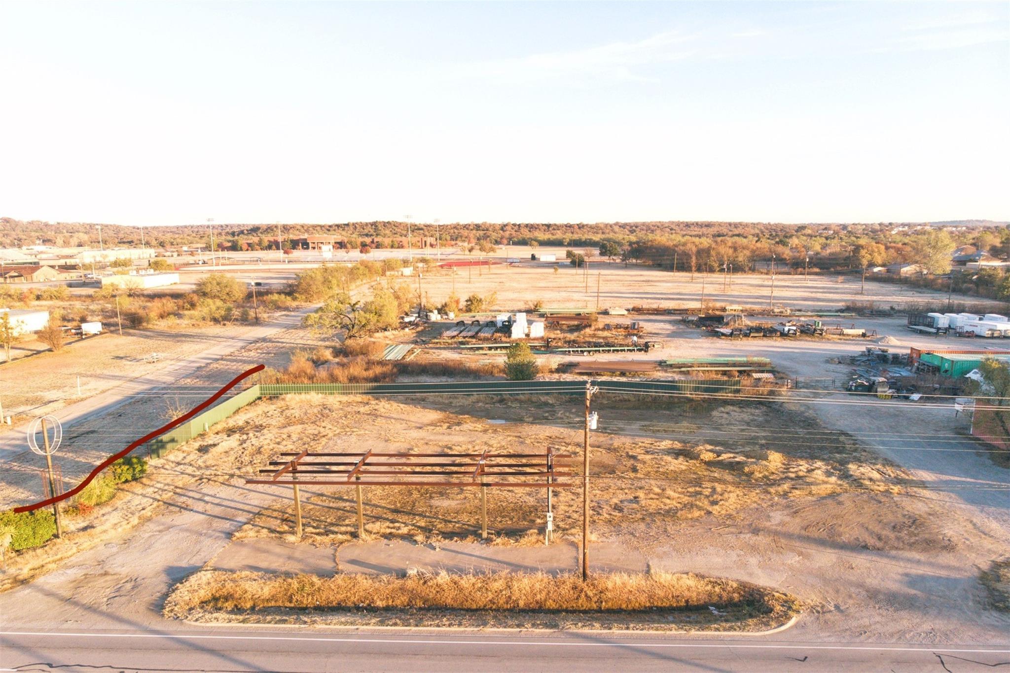 main property photo 4