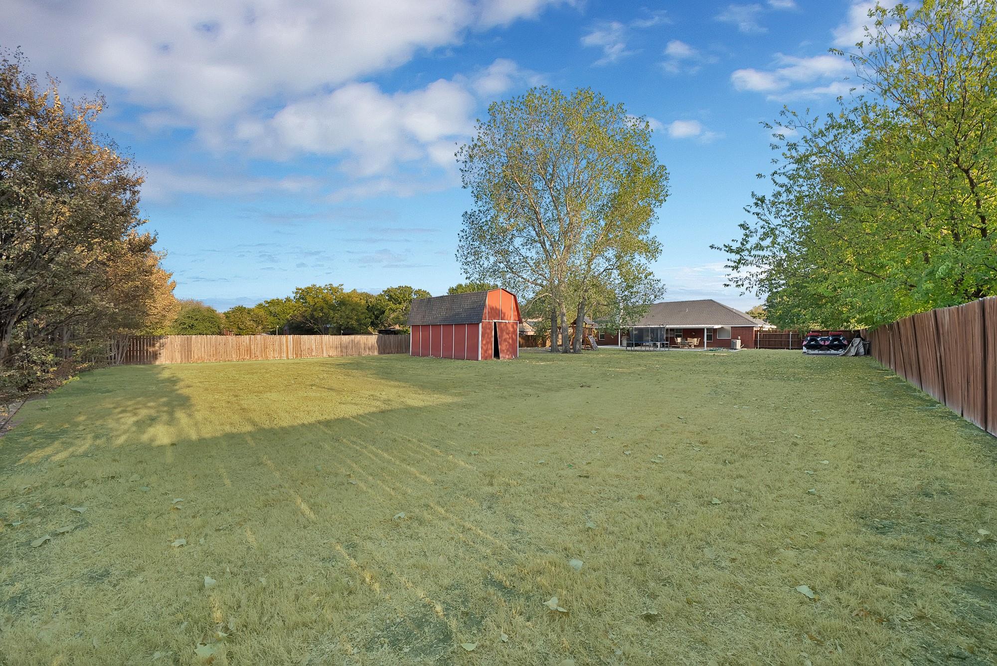 main property photo 23