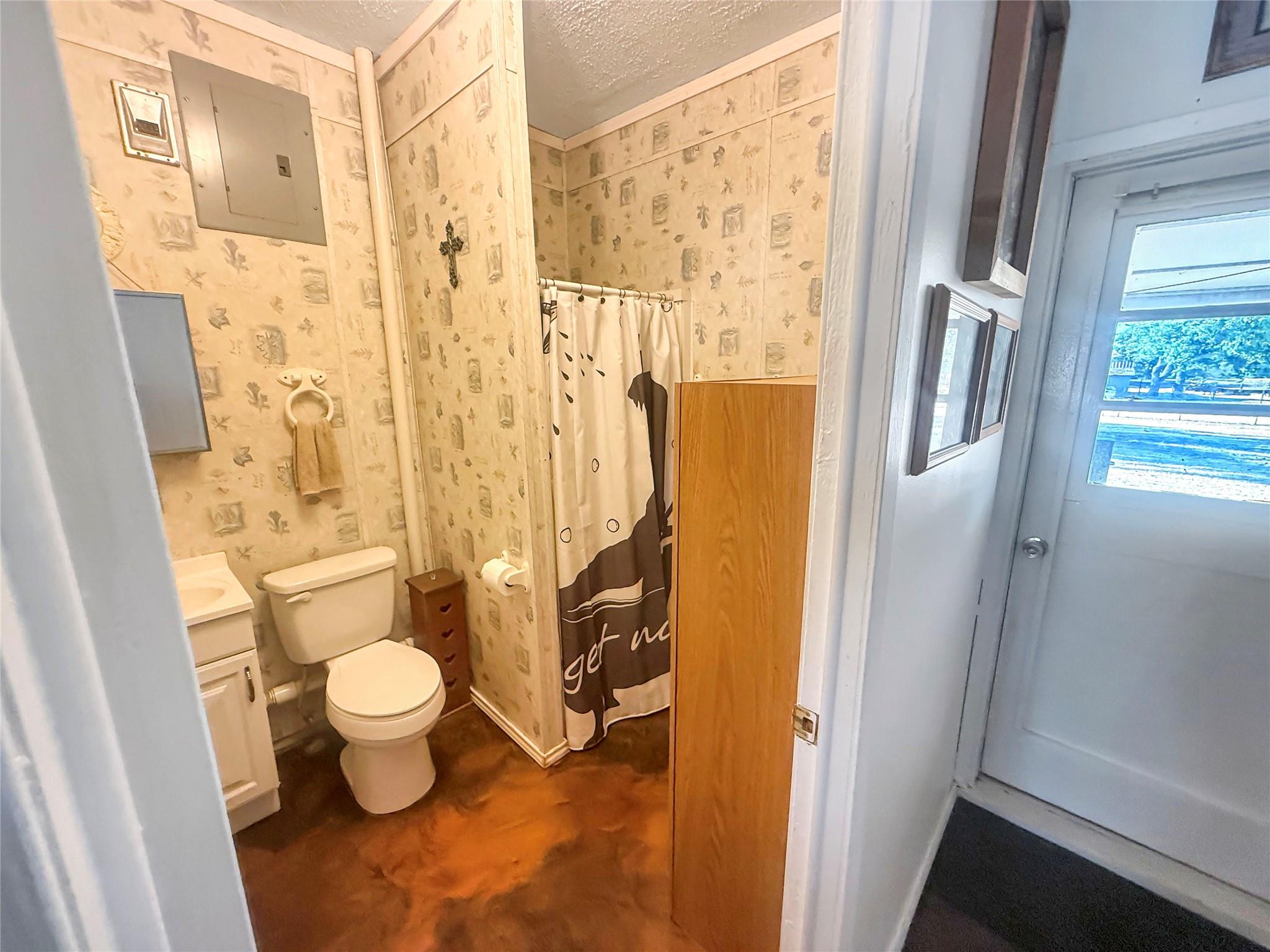 main property photo 21