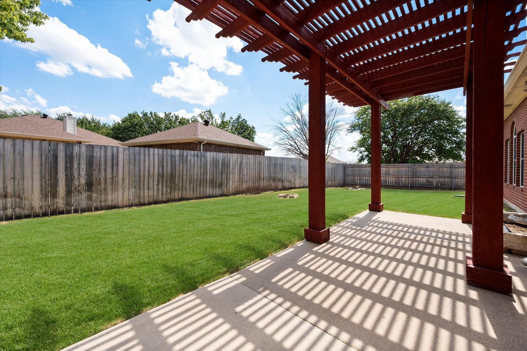 main property photo 25