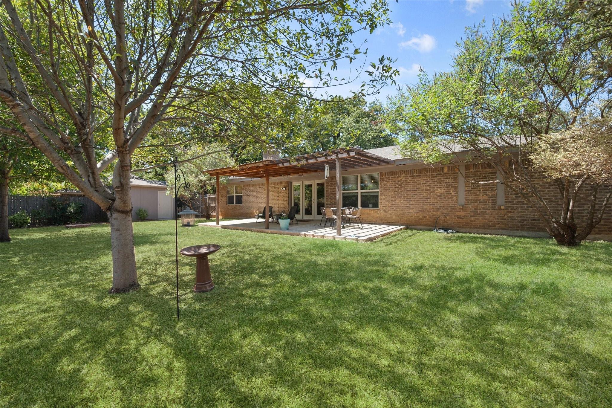 main property photo 24