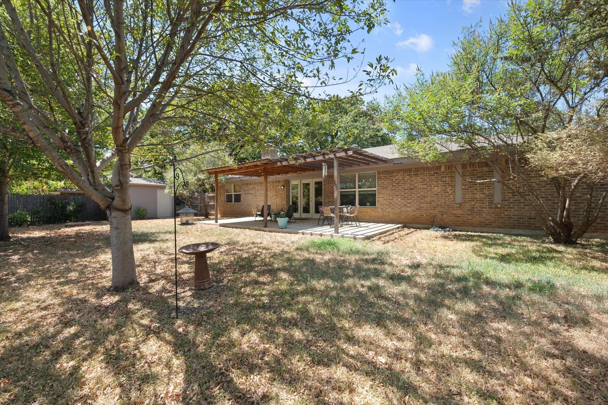main property photo 25