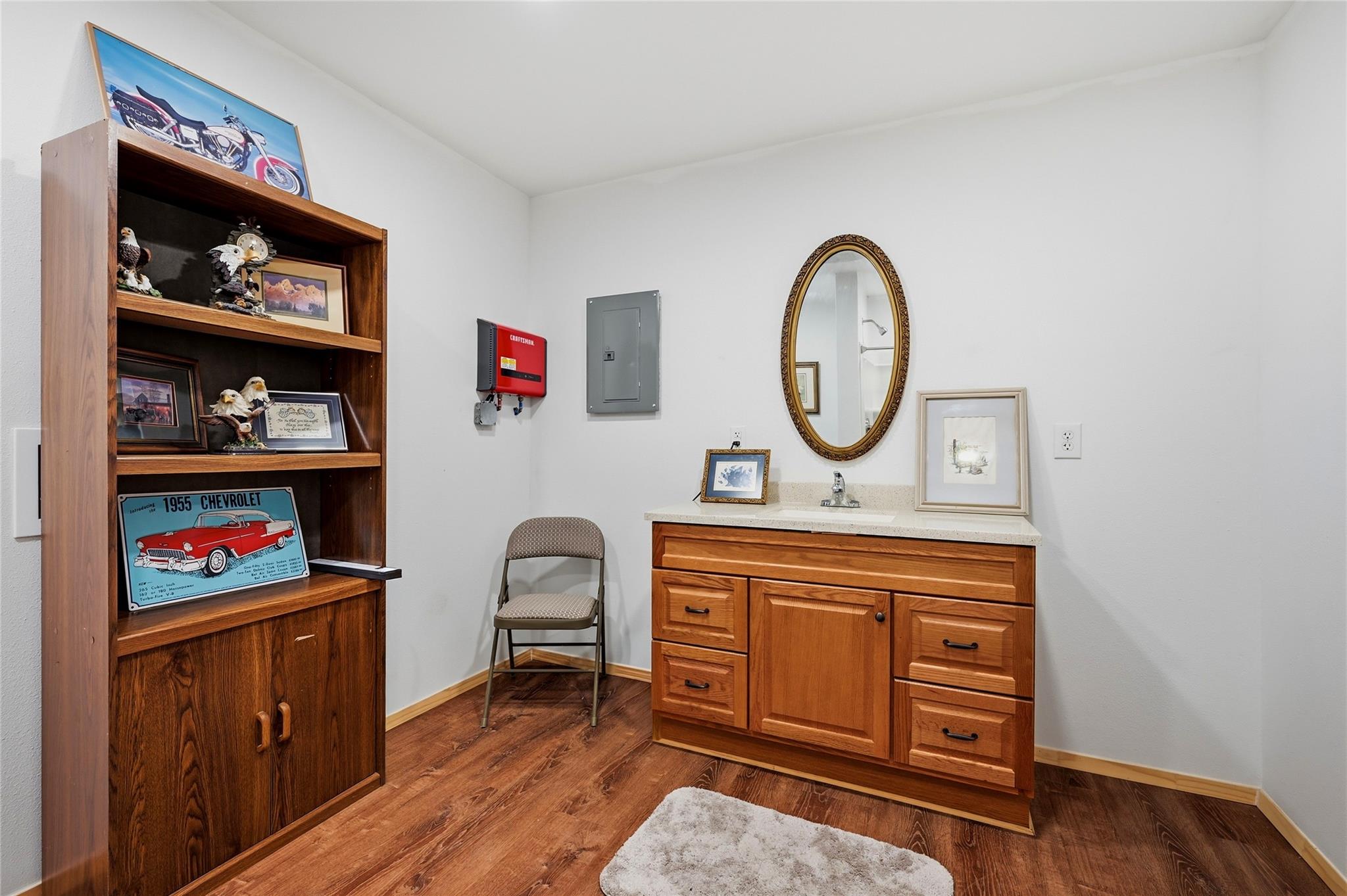 main property photo 18