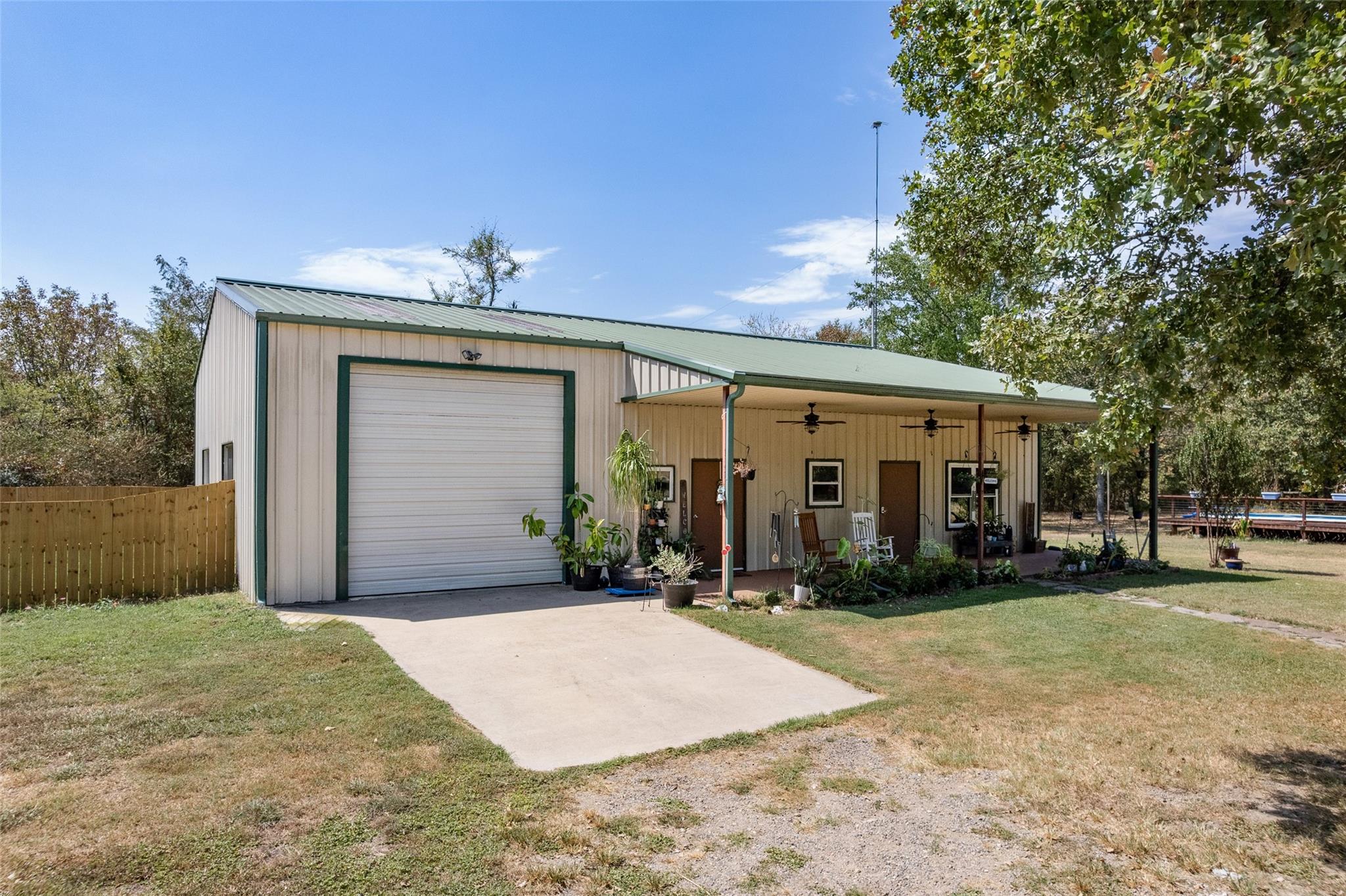main property photo 32