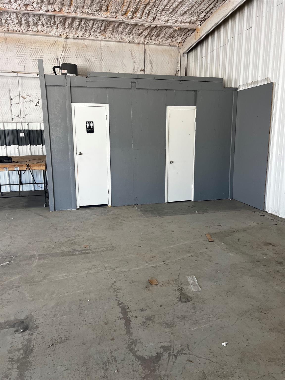 main property photo 9